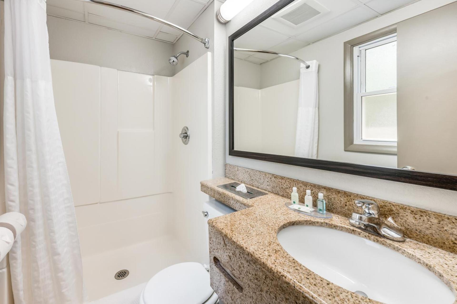 Quality Inn Poughkeepsie photo 63