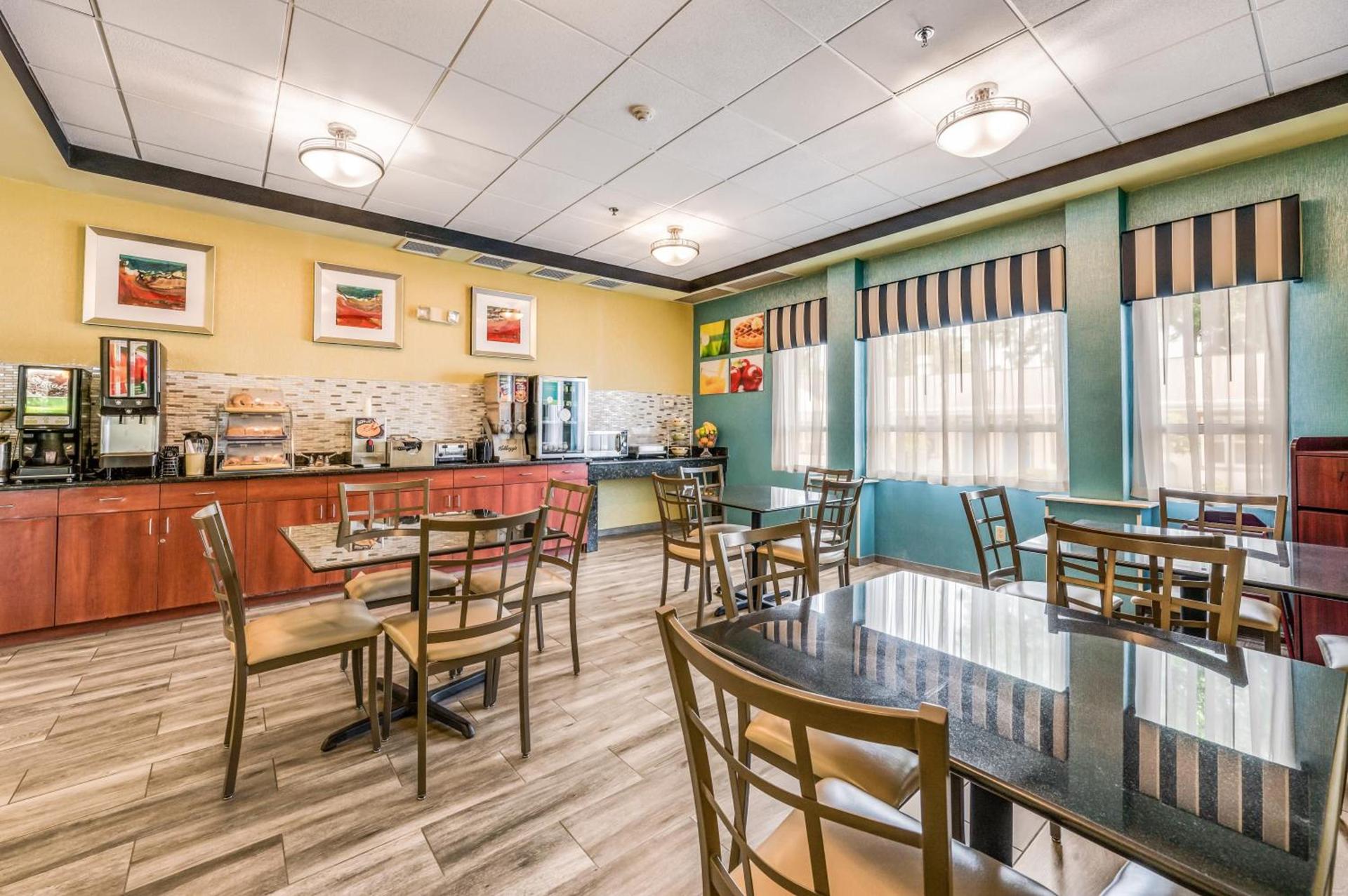 Rodeway Inn Poughkeepsie photo 38