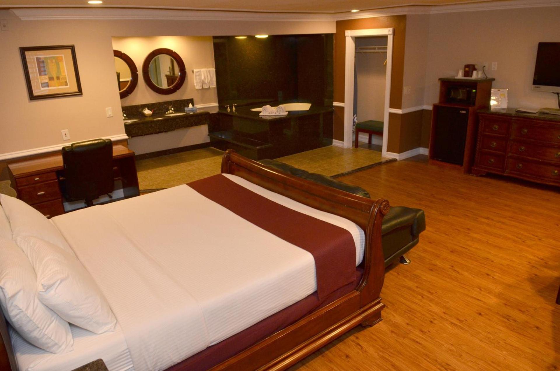 Dynasty Suites Hotel photo 20