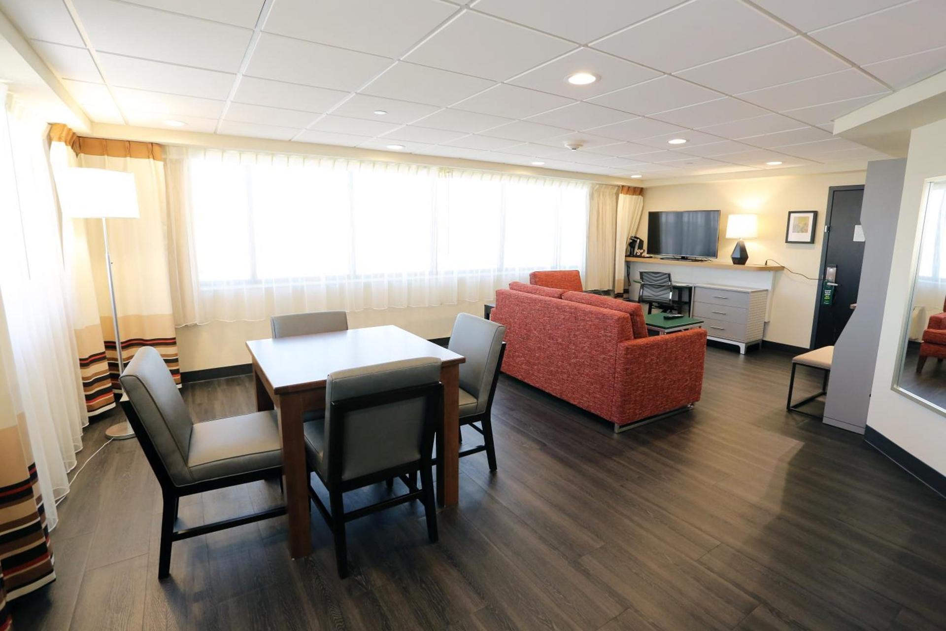 Holiday Inn Champaign by IHG photo 30