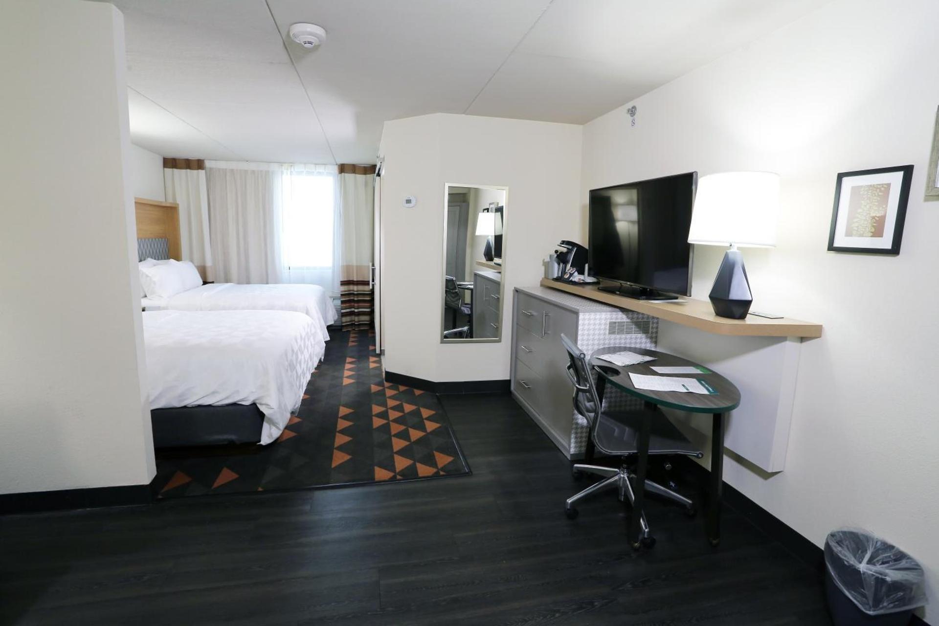 Holiday Inn Champaign by IHG photo 11