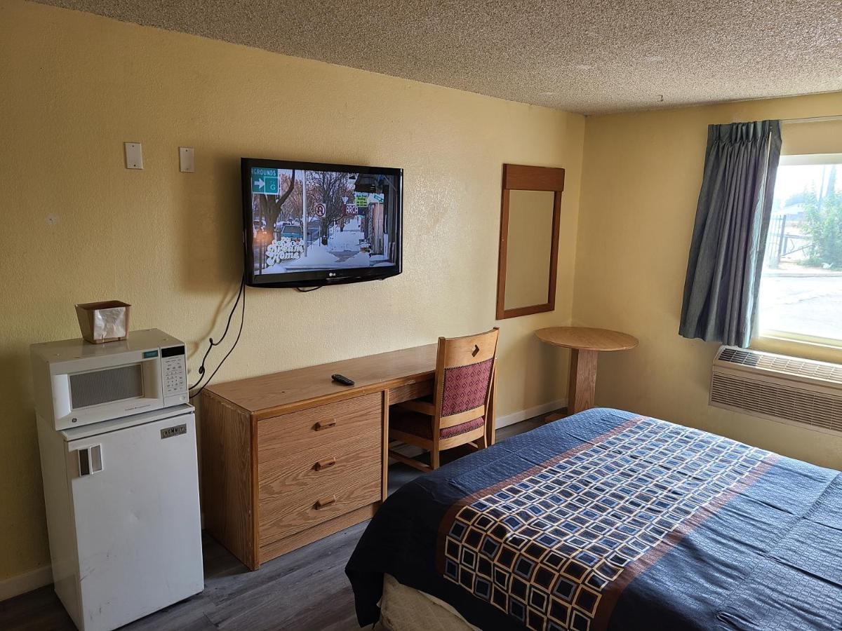 Travelodge by Wyndham Stockton photo 10