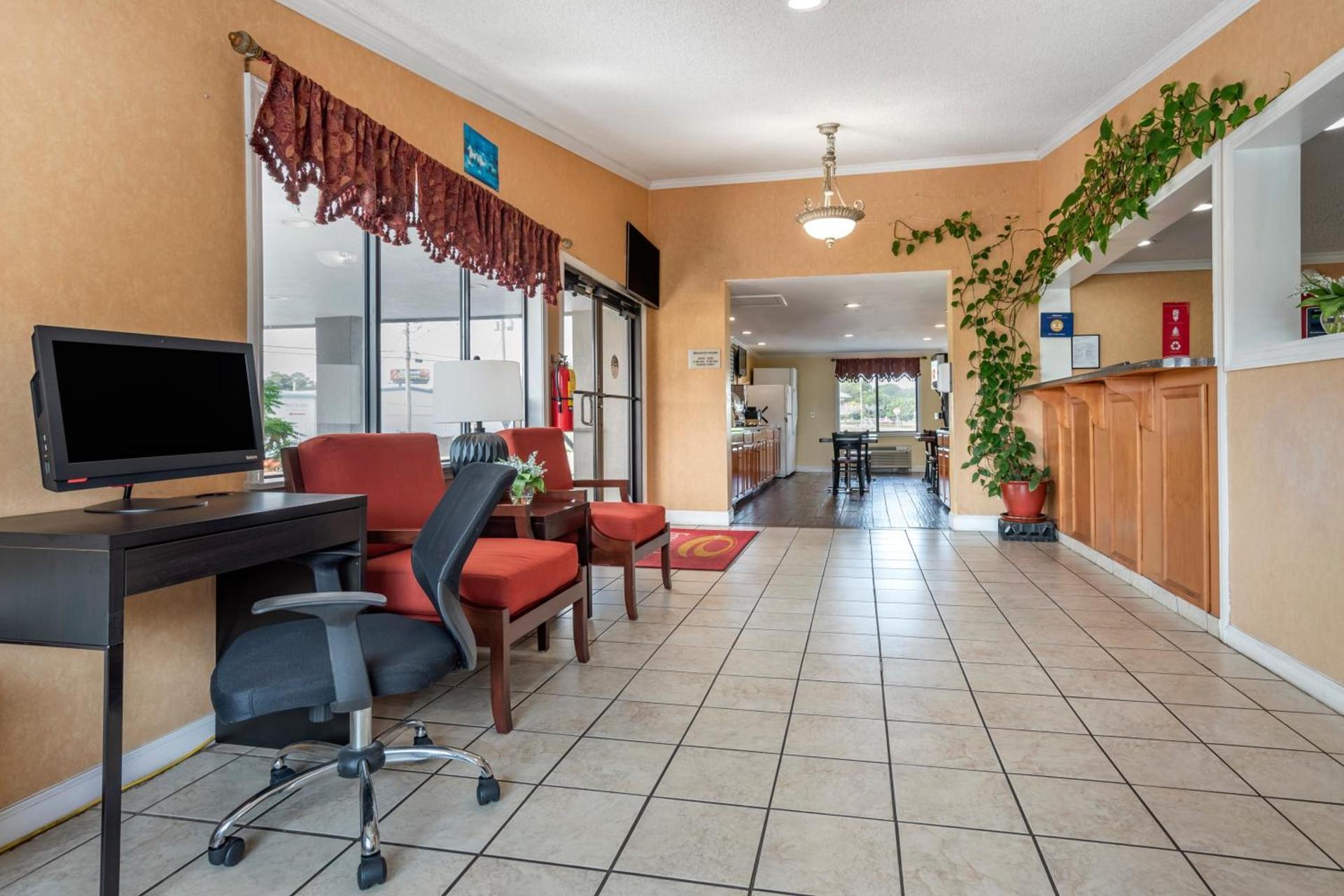 Econo Lodge Oxford near Choccolocco Park photo 37
