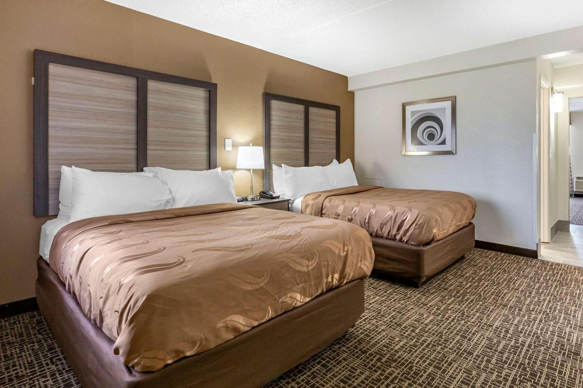 Quality Inn & Suites Spring Lake - Fayetteville near Fort Bragg photo 20
