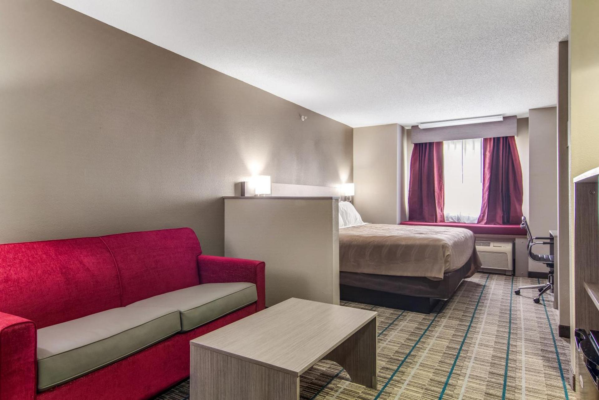 Quality Inn & Suites Grove City-Outlet Mall photo 11
