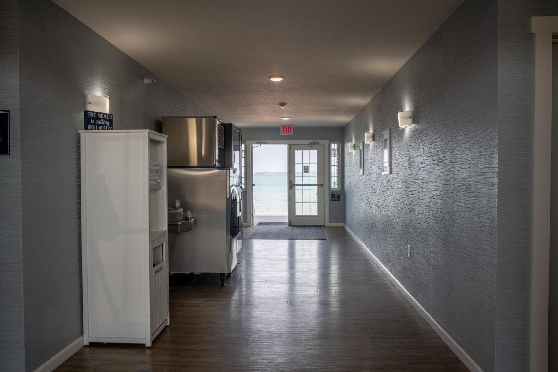 The Baywatch Resort photo 10
