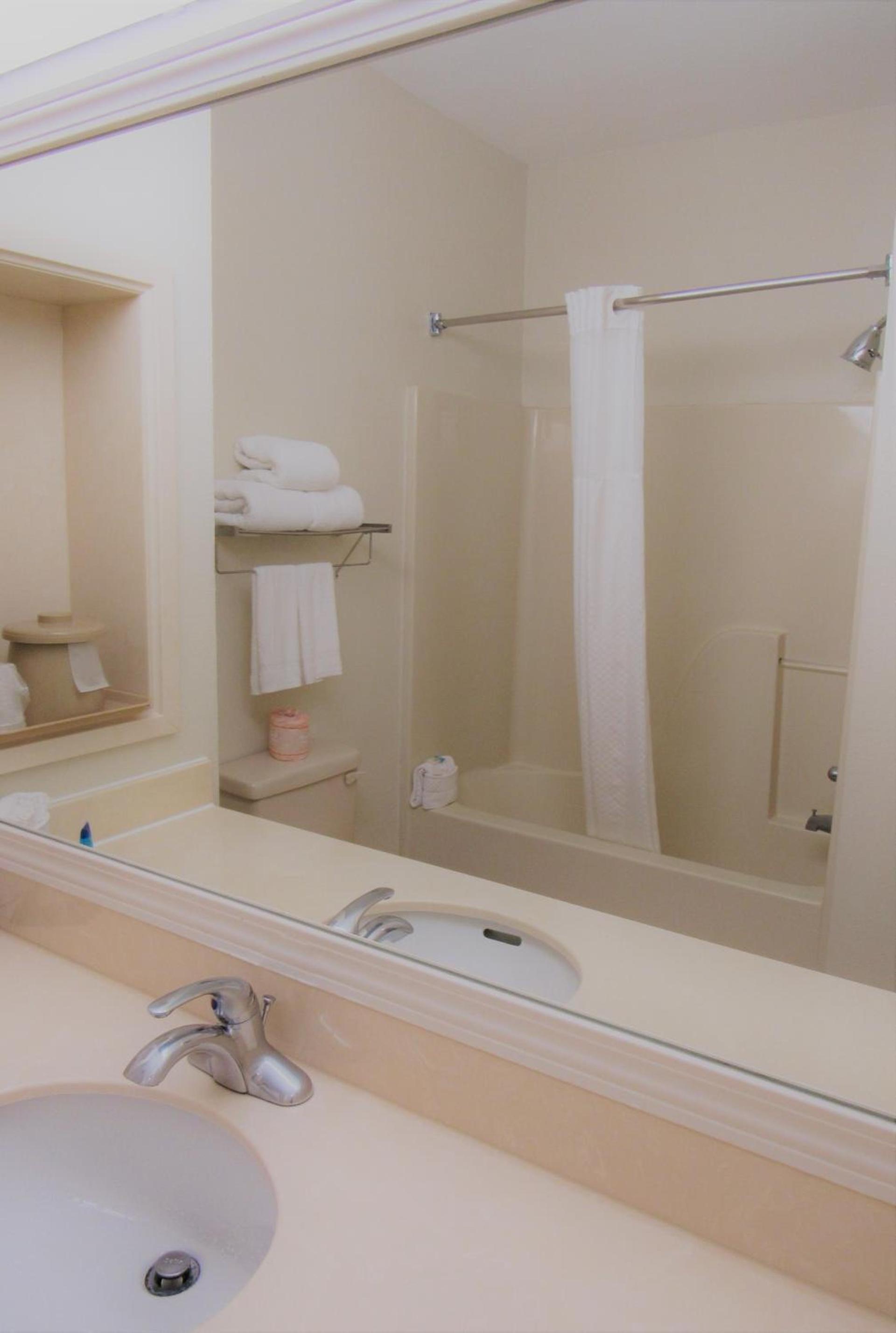 Stay Inn & Suites Montgomery photo 9