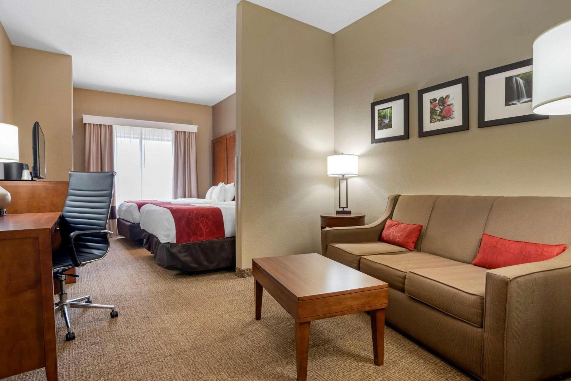 Comfort Suites Oxford I-20 exit 188 photo 9