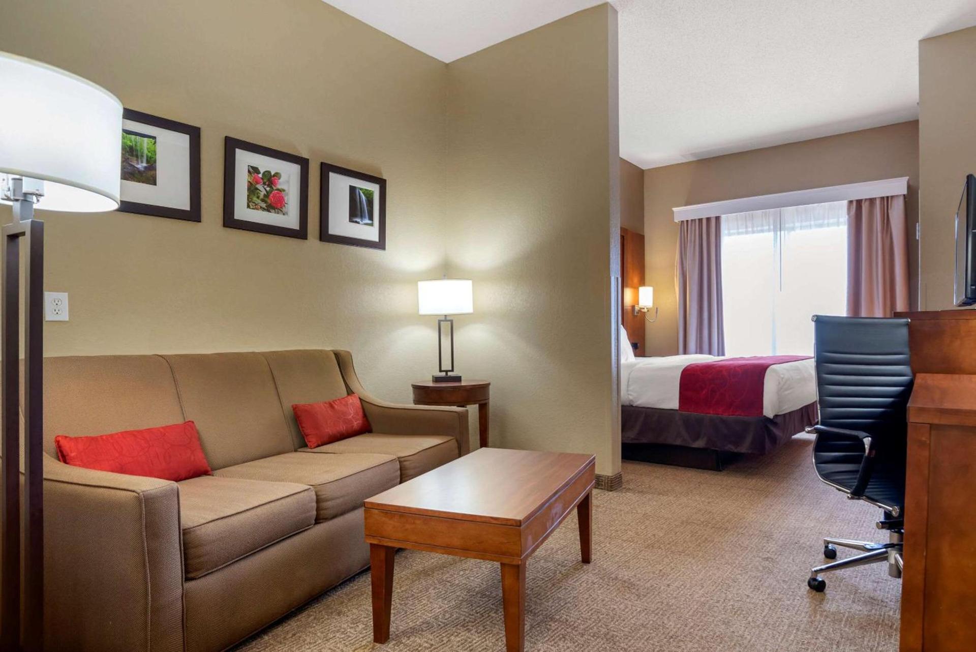 Comfort Suites Oxford I-20 exit 188 photo 14