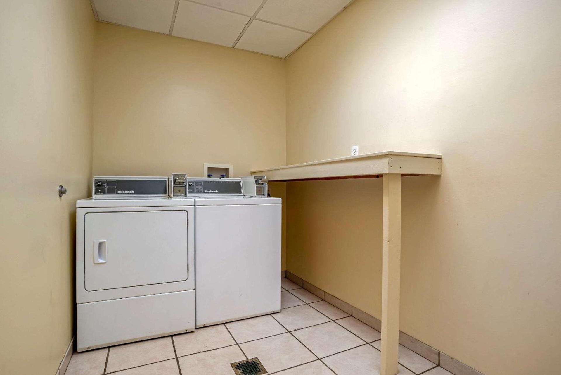 Comfort Suites Oxford I-20 exit 188 photo 30