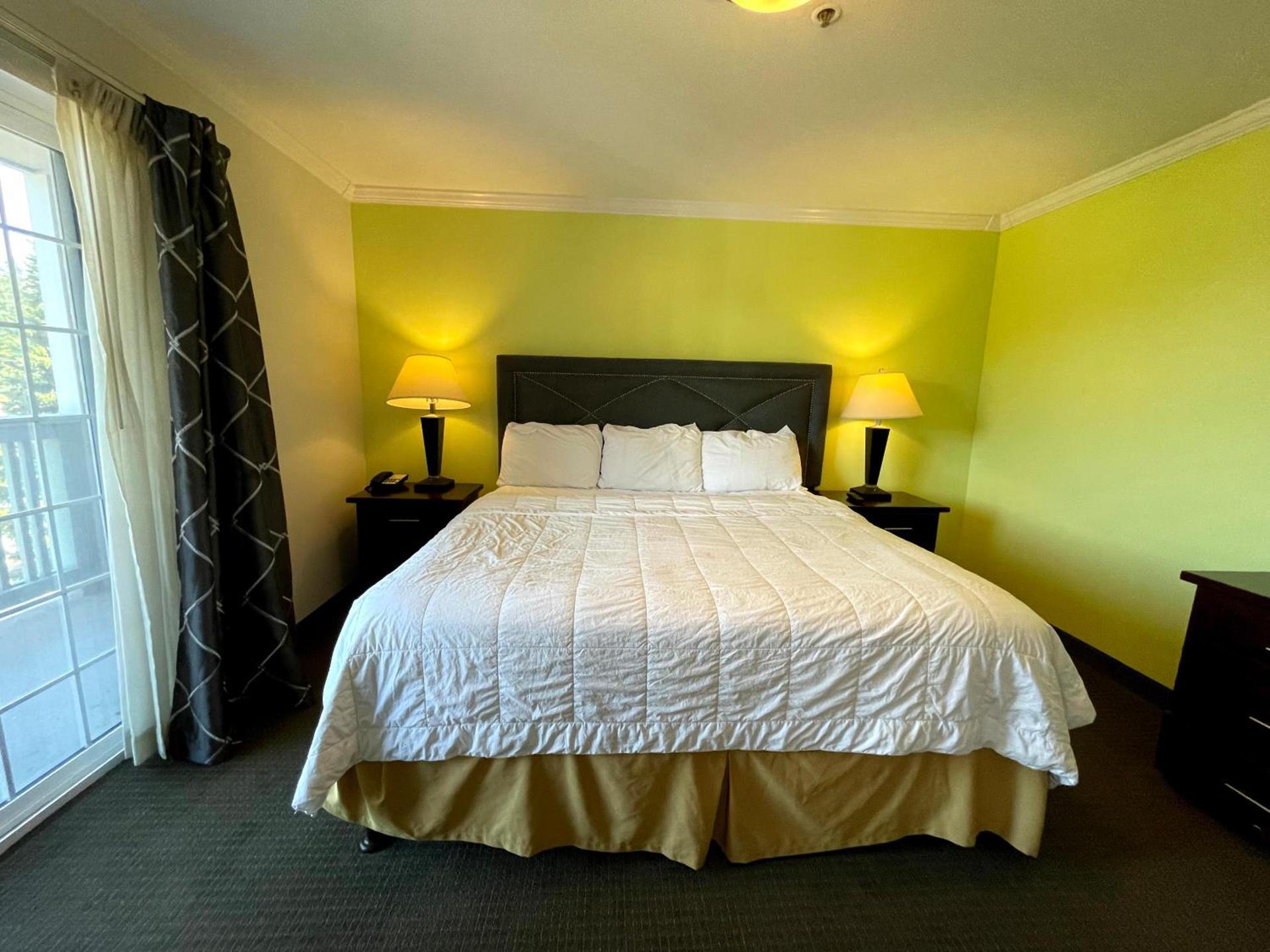 Fidalgo Country Inn photo 40