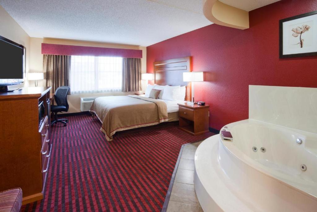 Quality Inn & Suites Stillwater photo 2
