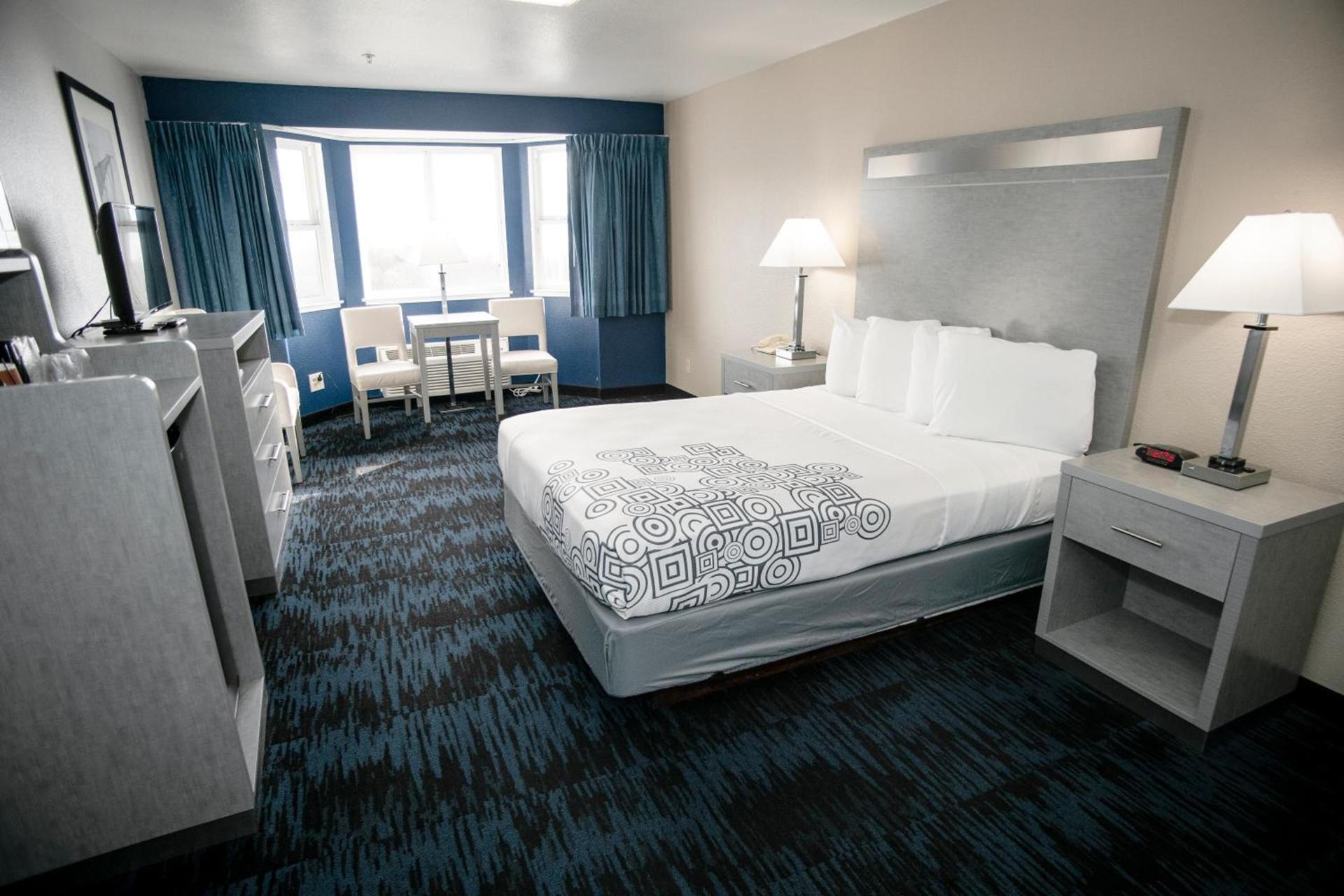 Anchor Beach Inn photo 35