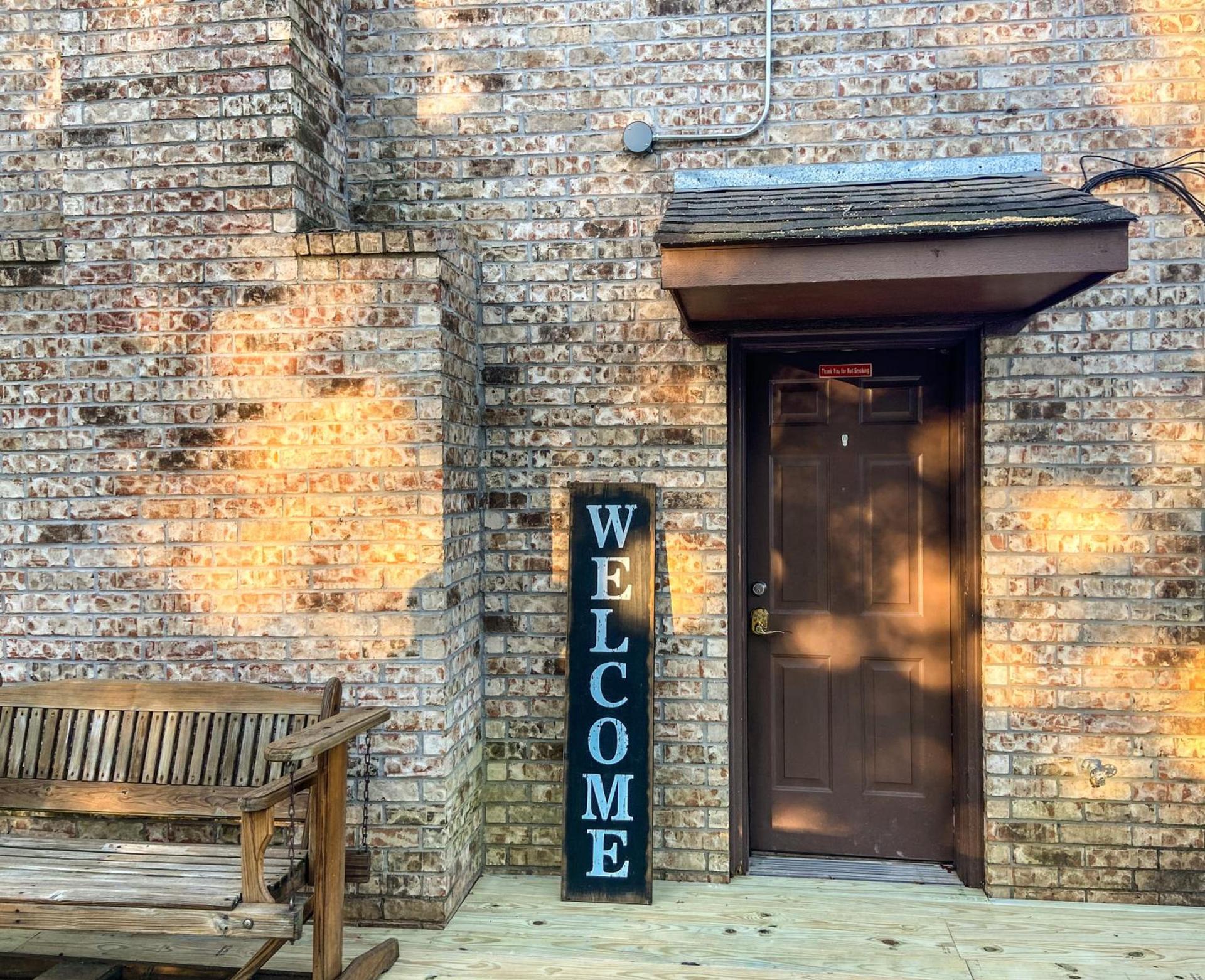 Reel Inn and Lodge photo 15