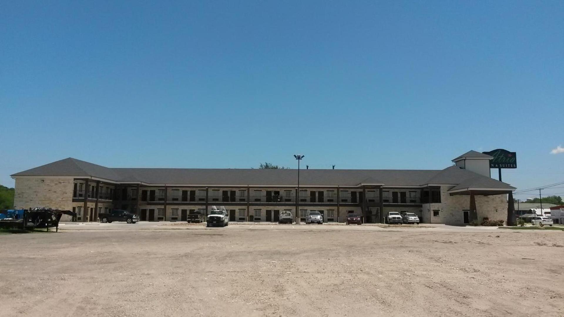 Atria Inn & Suites photo 7