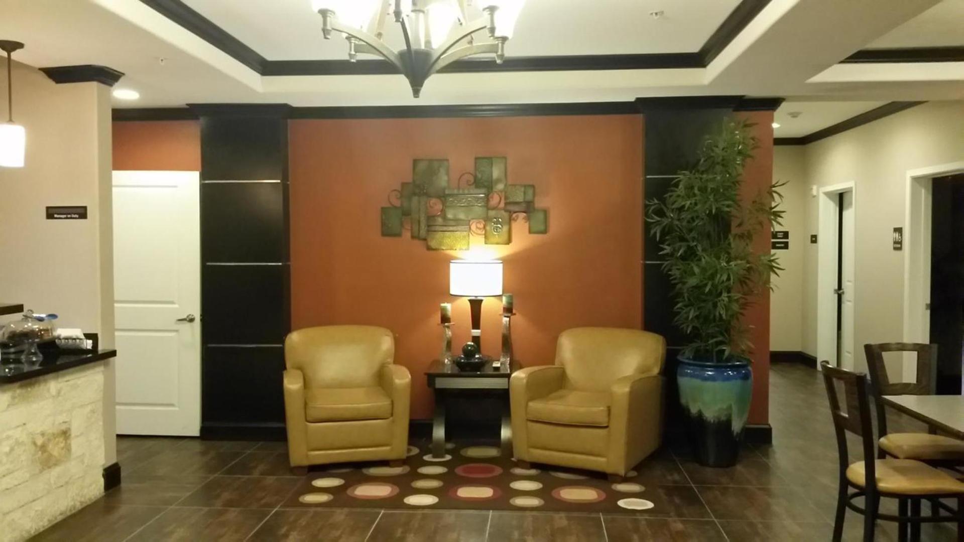 Atria Inn & Suites photo 18