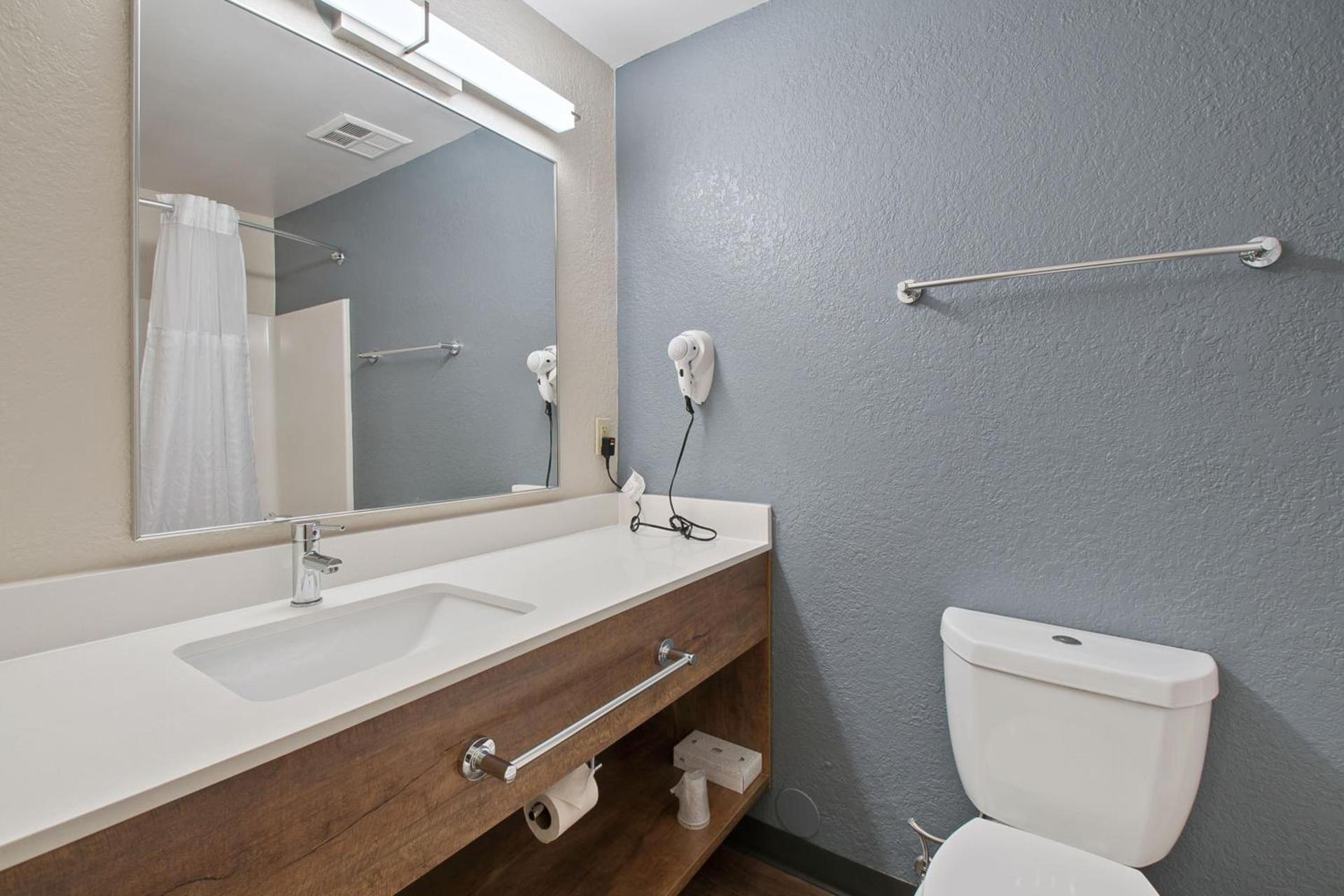 Extended Stay America Suites - Boston - Burlington photo 100