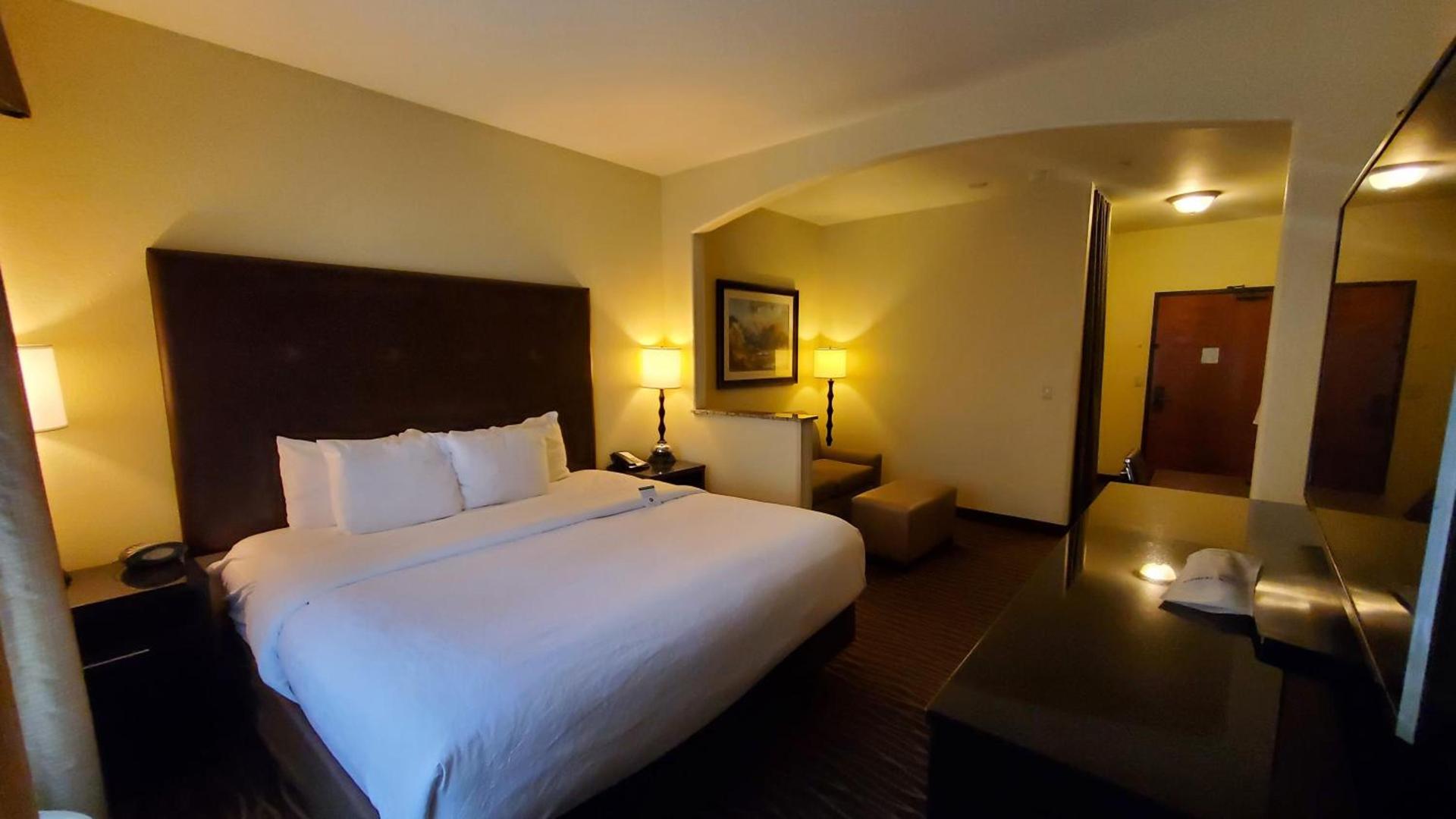 Best Western Plus Ellensburg Hotel photo 36