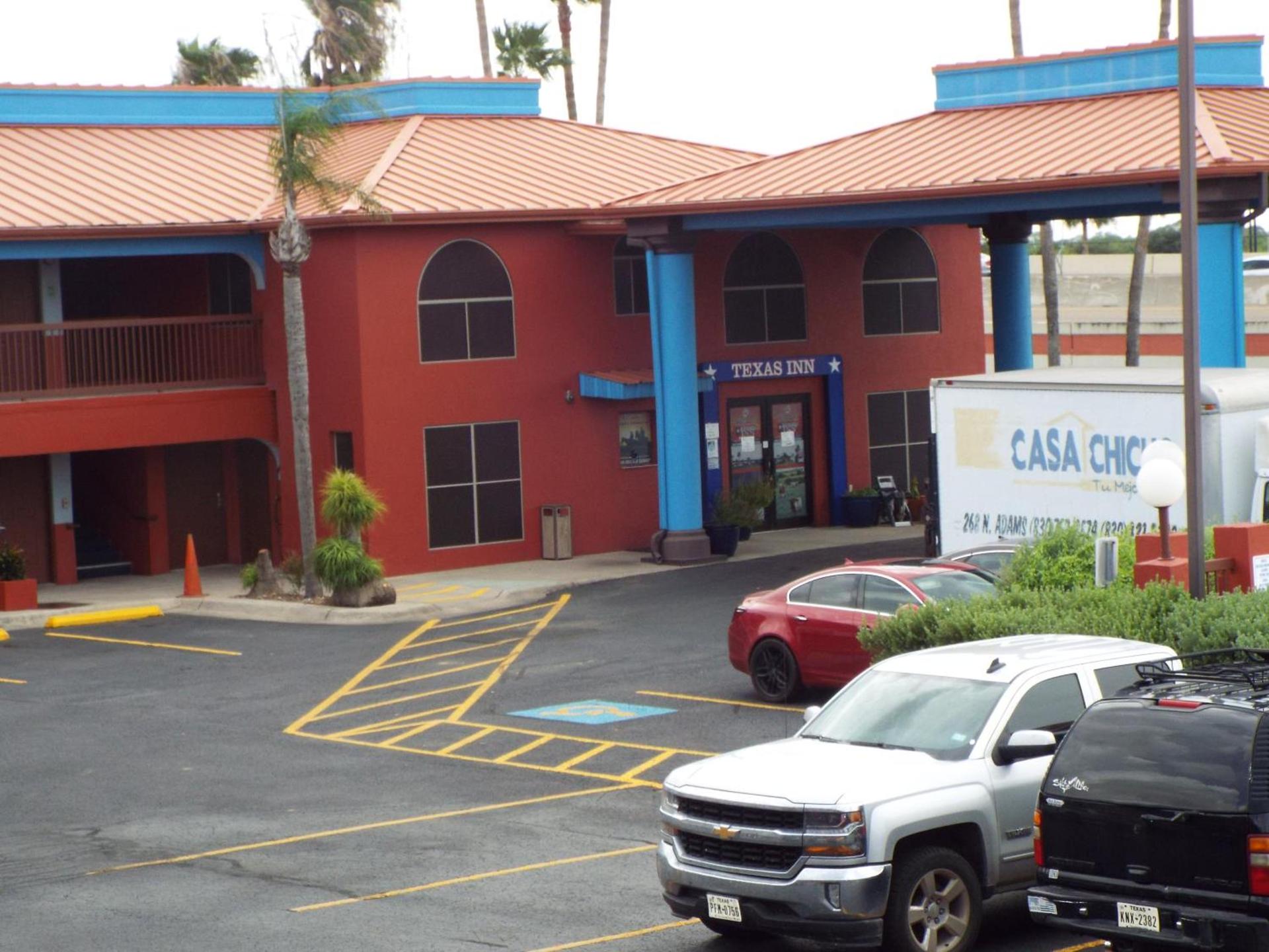 Texas Inn Harlingen photo 4