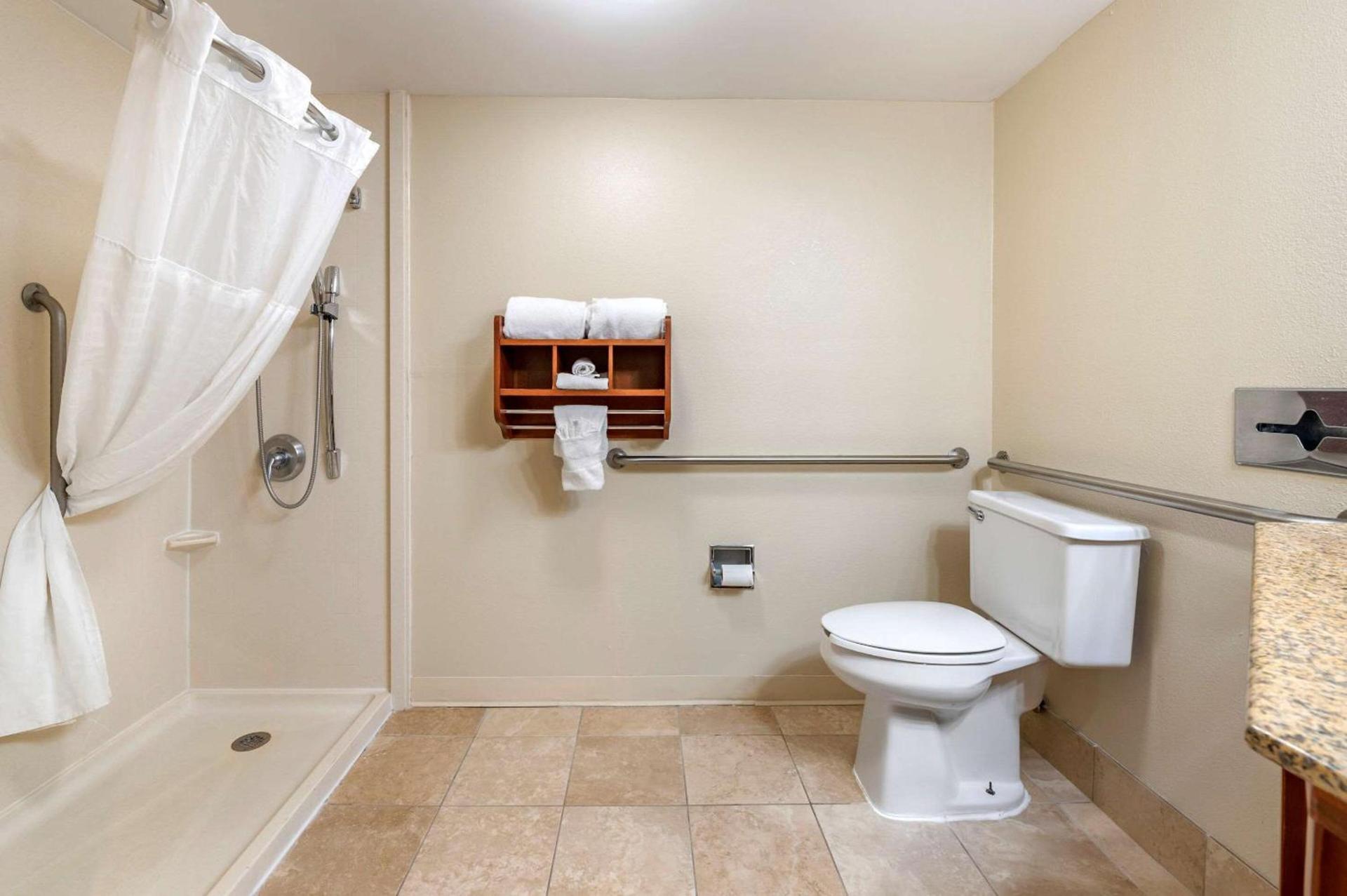 Comfort Inn Oxford - University Area photo 9