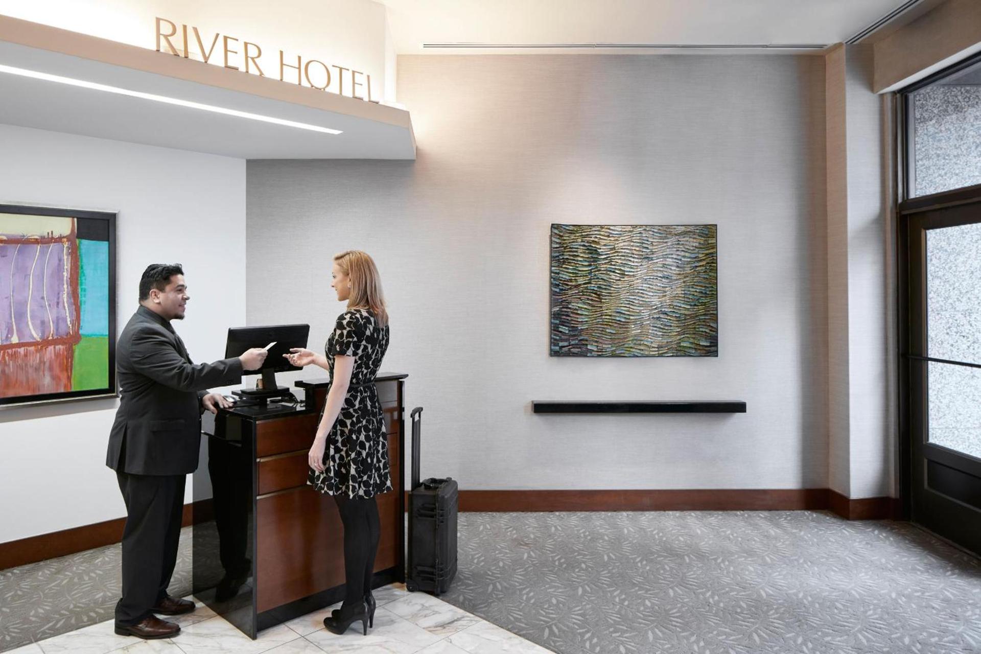 River Hotel photo 41