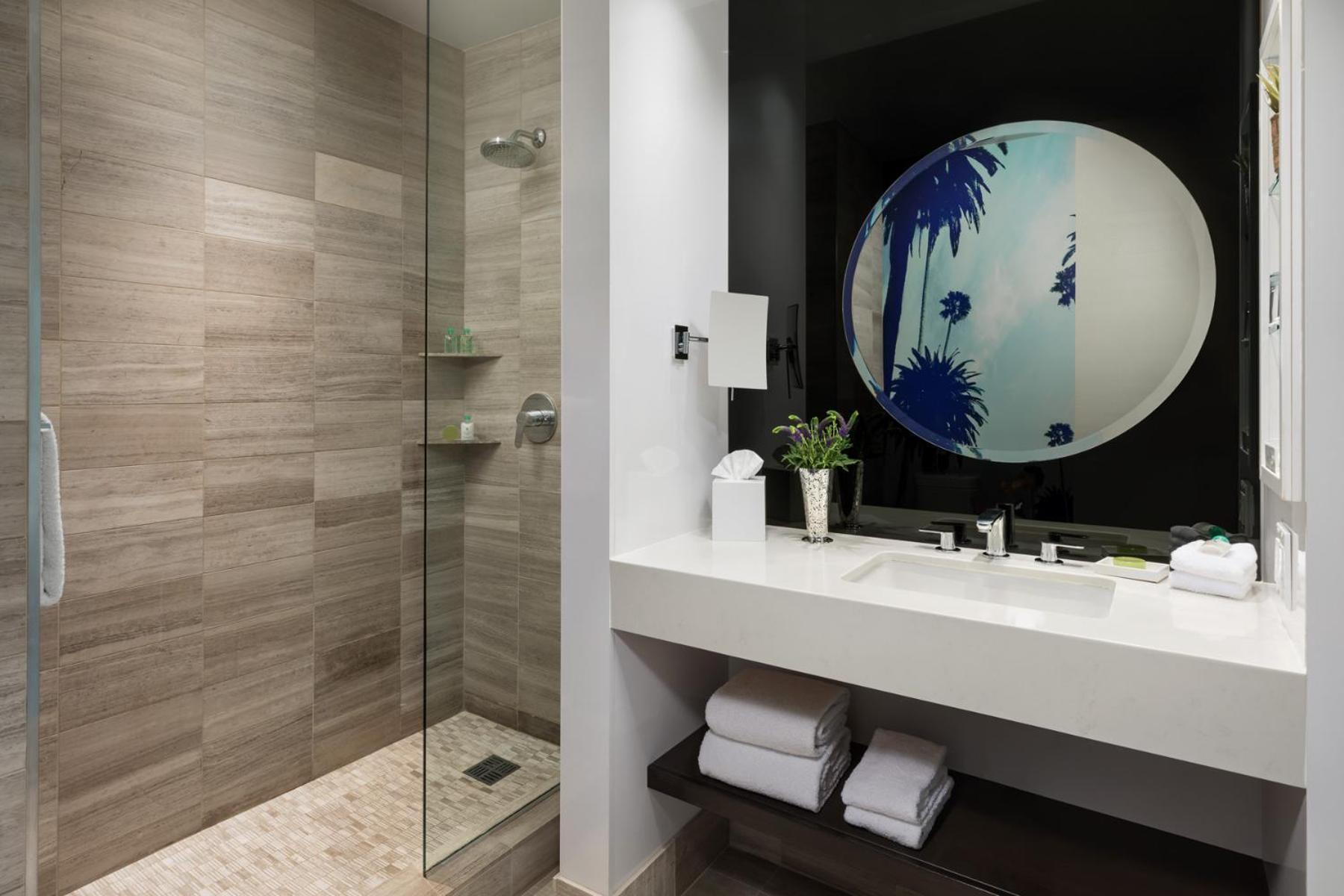 Mosaic Hotel Beverly Hills photo 55