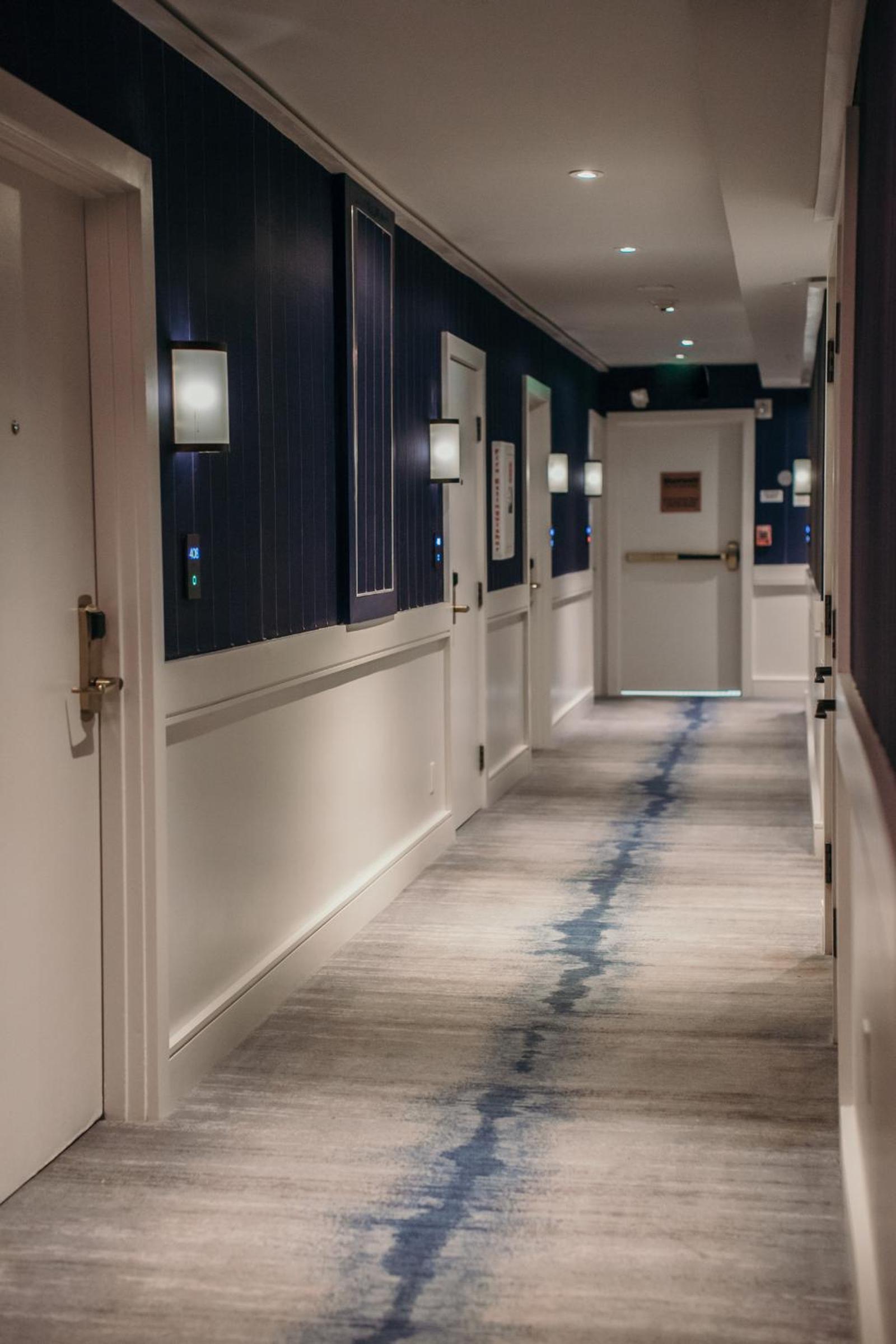 Mosaic Hotel Beverly Hills photo 56