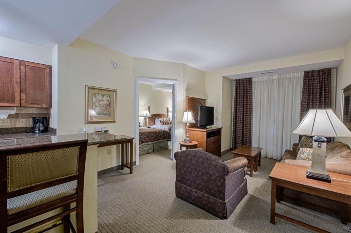 Staybridge Suites Harrisburg-Hershey by IHG photo 10