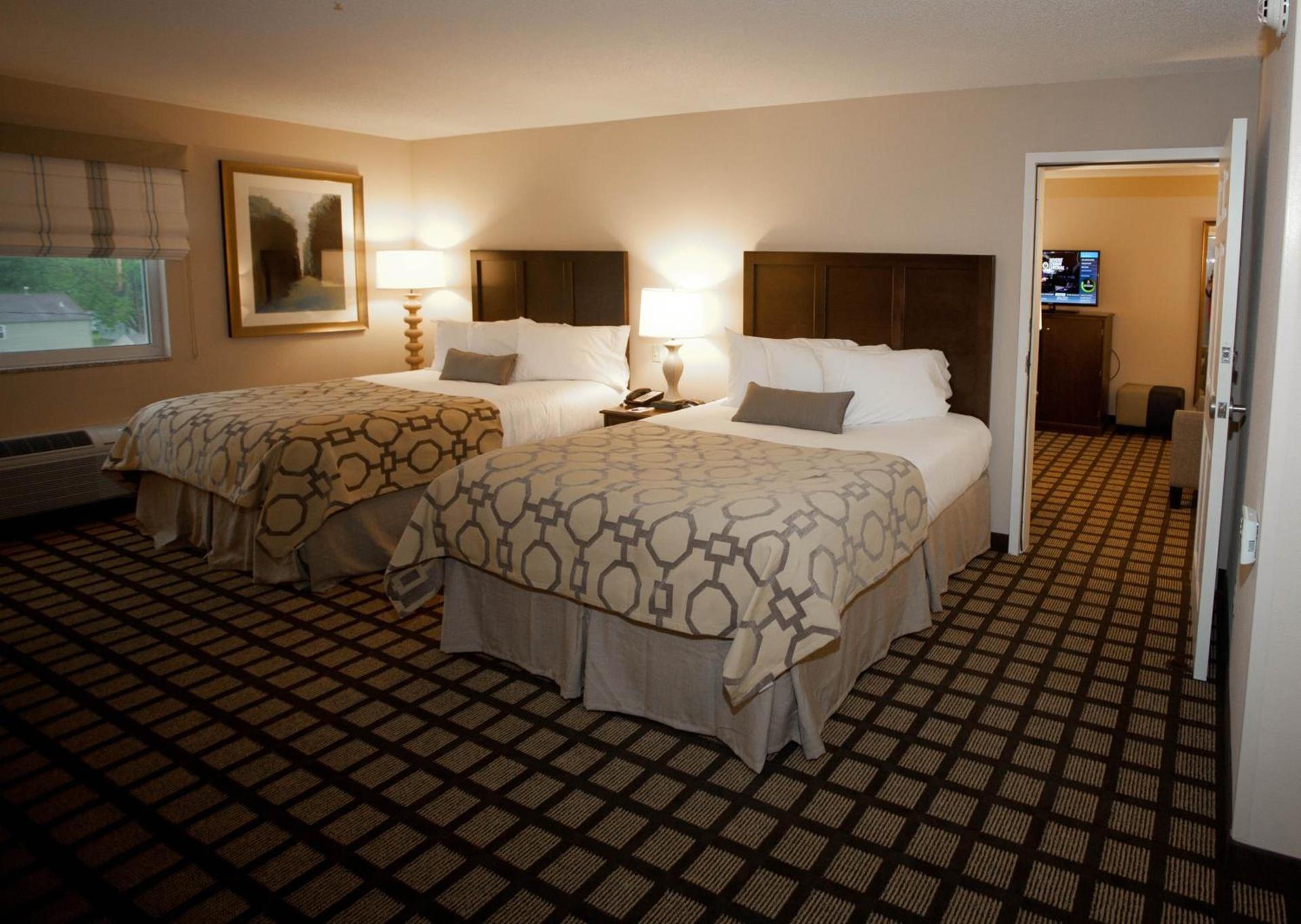 Baymont by Wyndham Erie photo 17