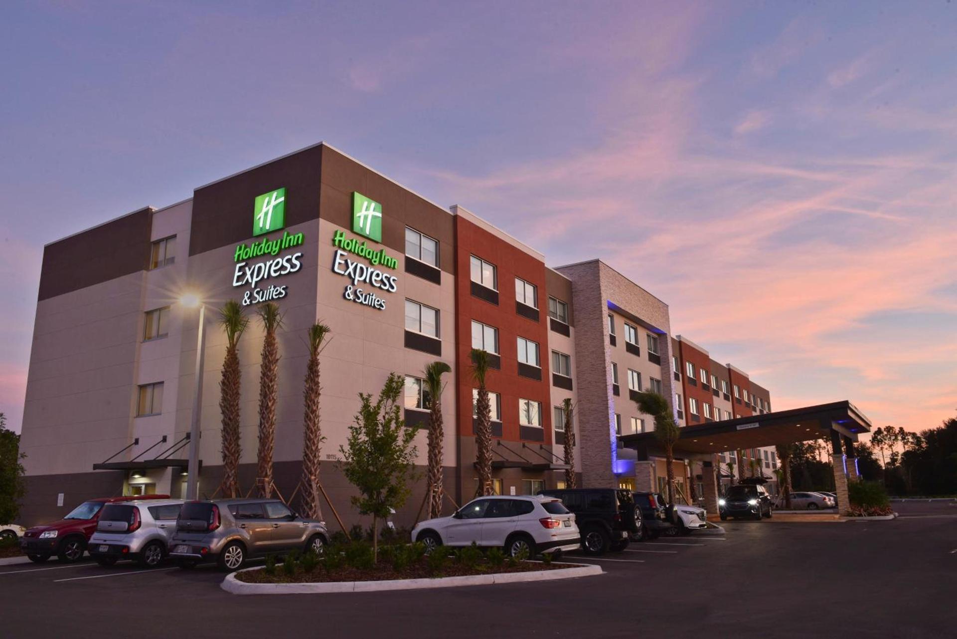 Holiday Inn Express & Suites - Orlando - Southeast by IHG photo 8
