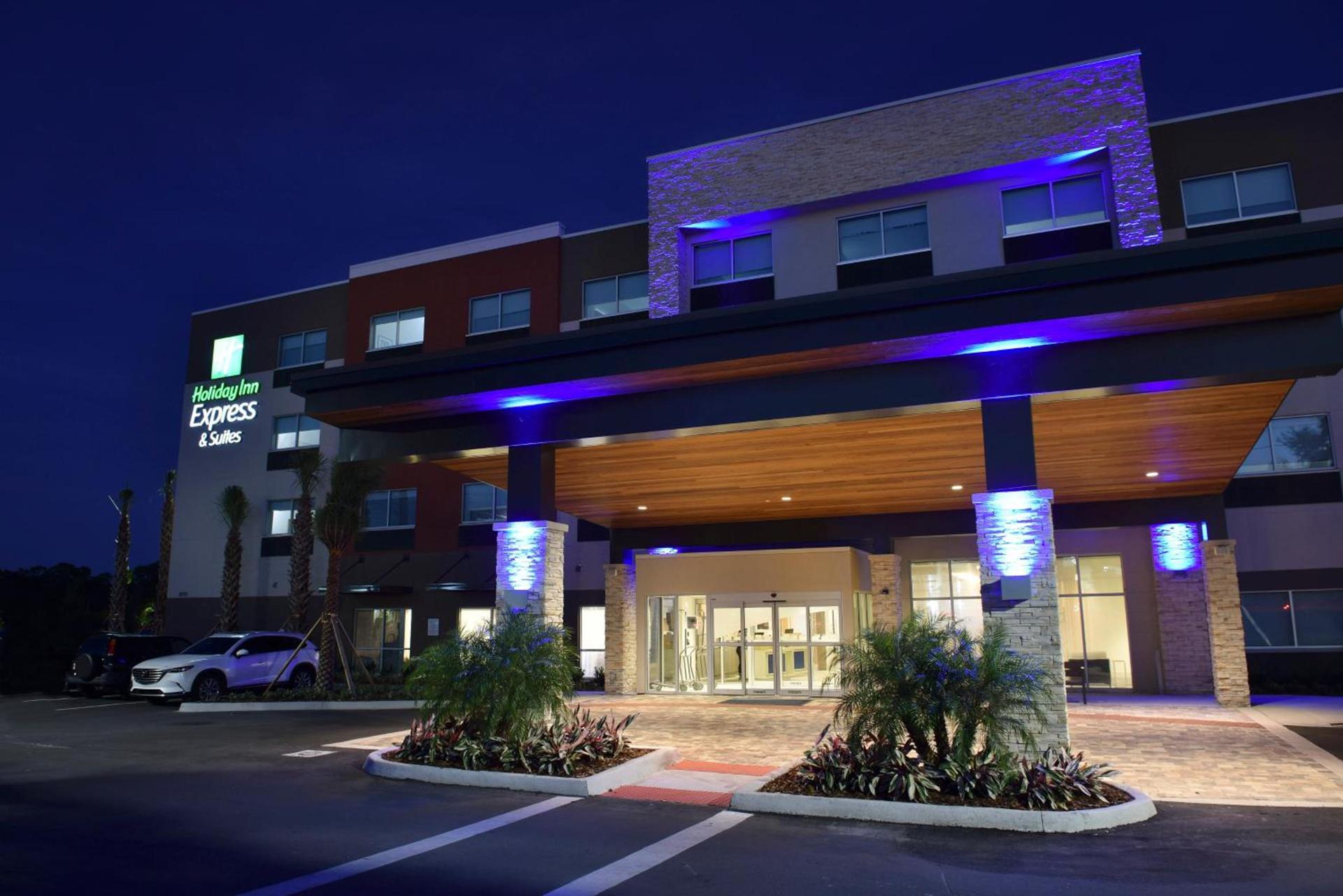 Holiday Inn Express & Suites - Orlando - Southeast by IHG photo 7