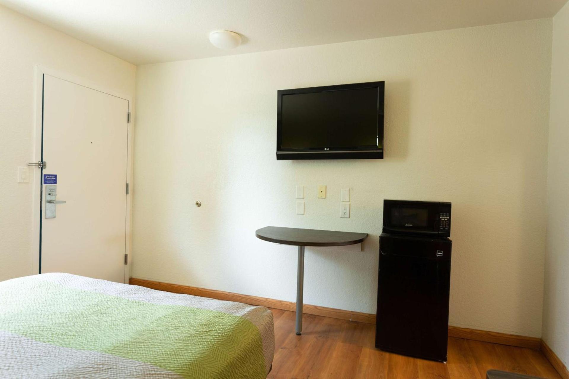 Motel 6-Camp Springs, DC - South Camp Springs photo 7