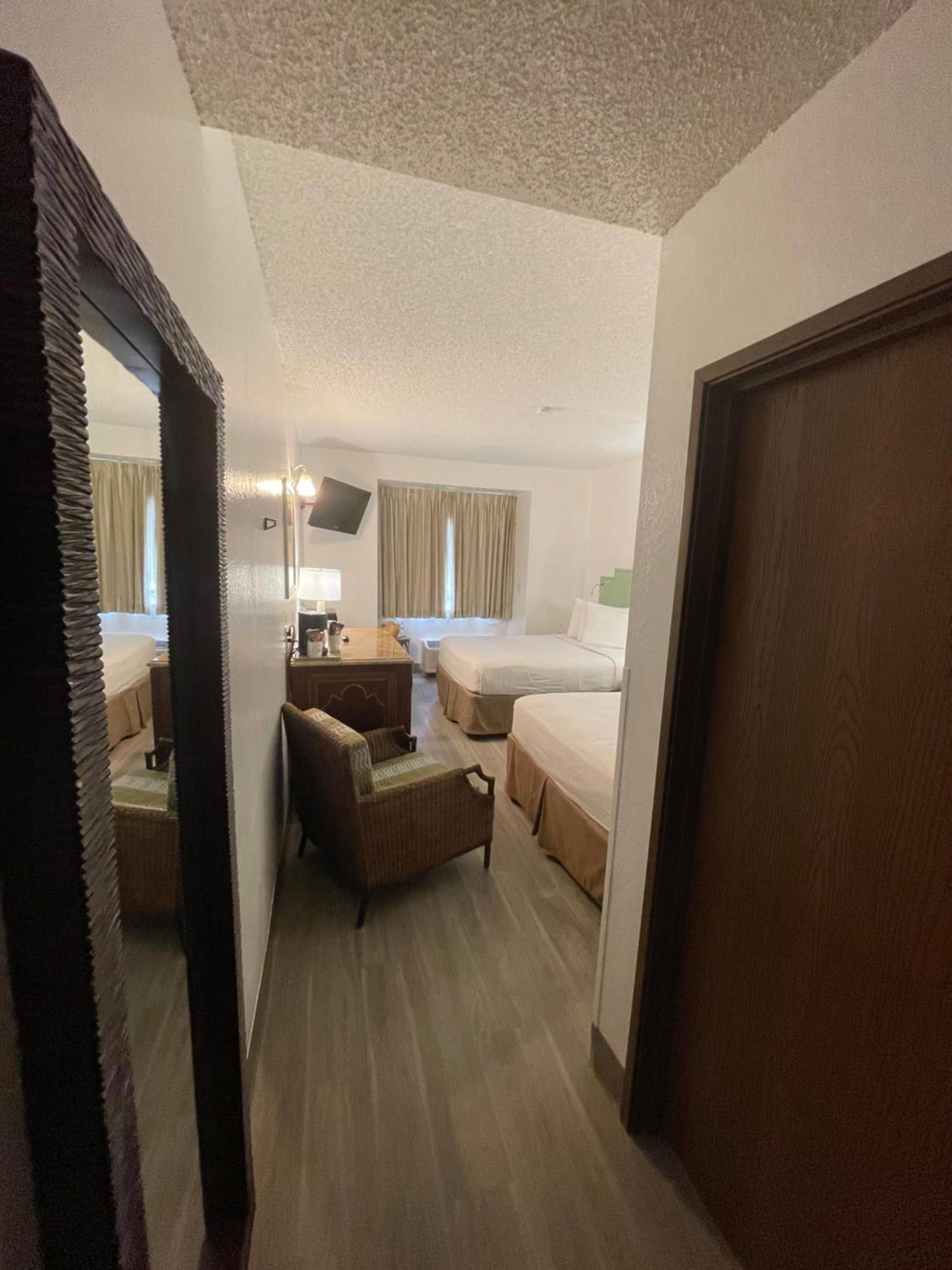 Baymont by Wyndham Orlando-International Dr-Universal Blvd photo 42