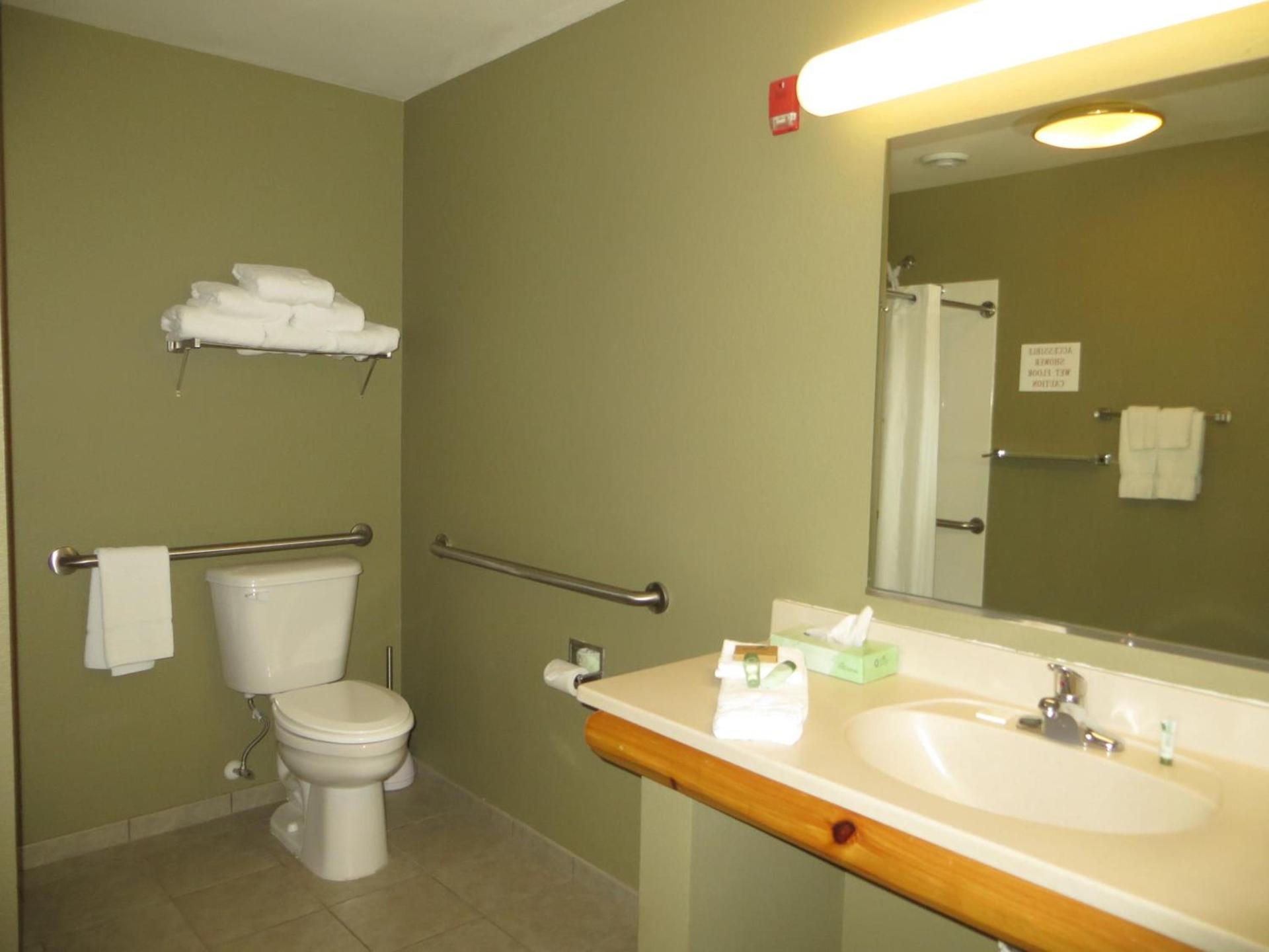 Cranberry Country Lodge photo 6
