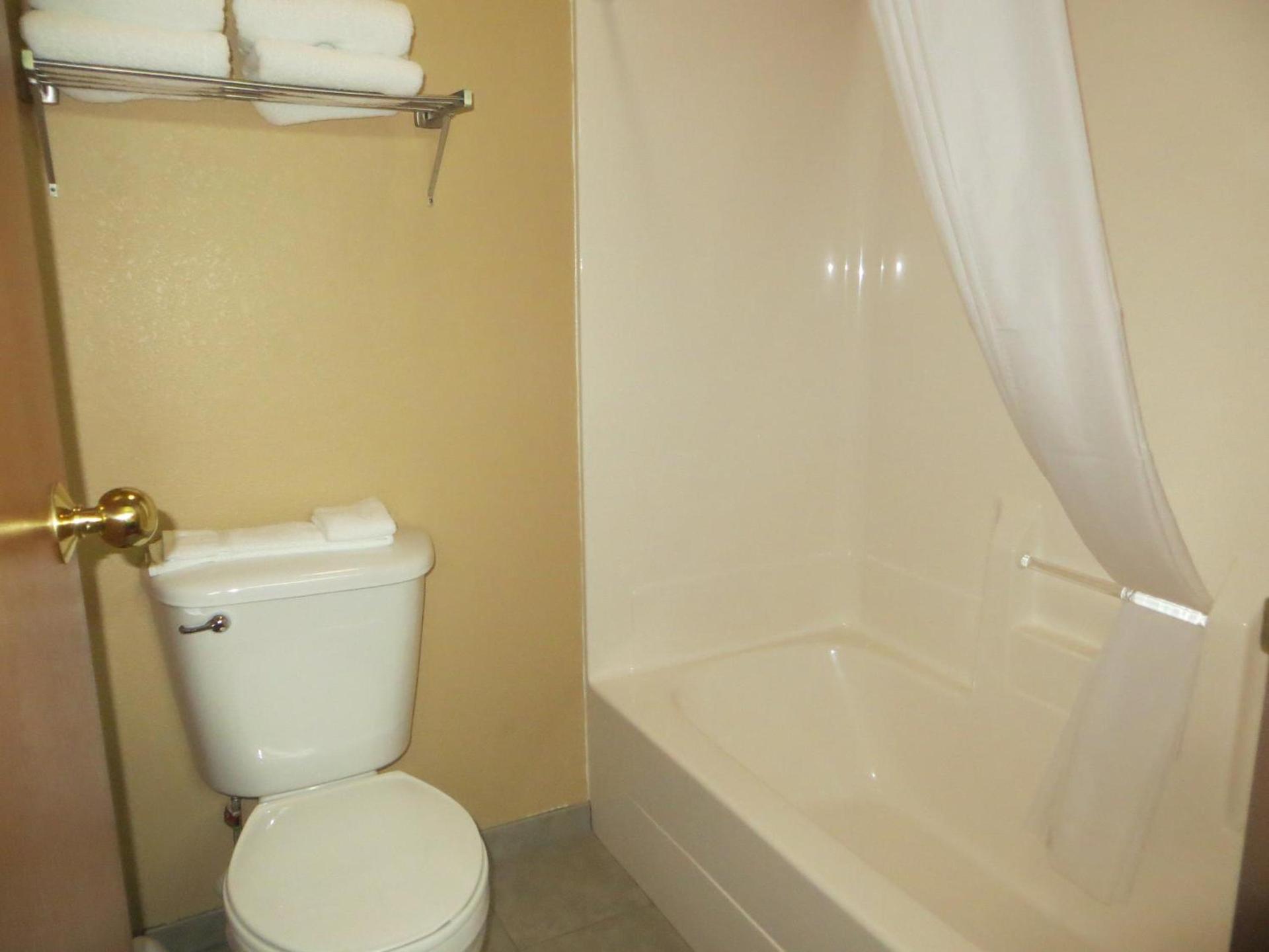 Cranberry Country Lodge photo 9