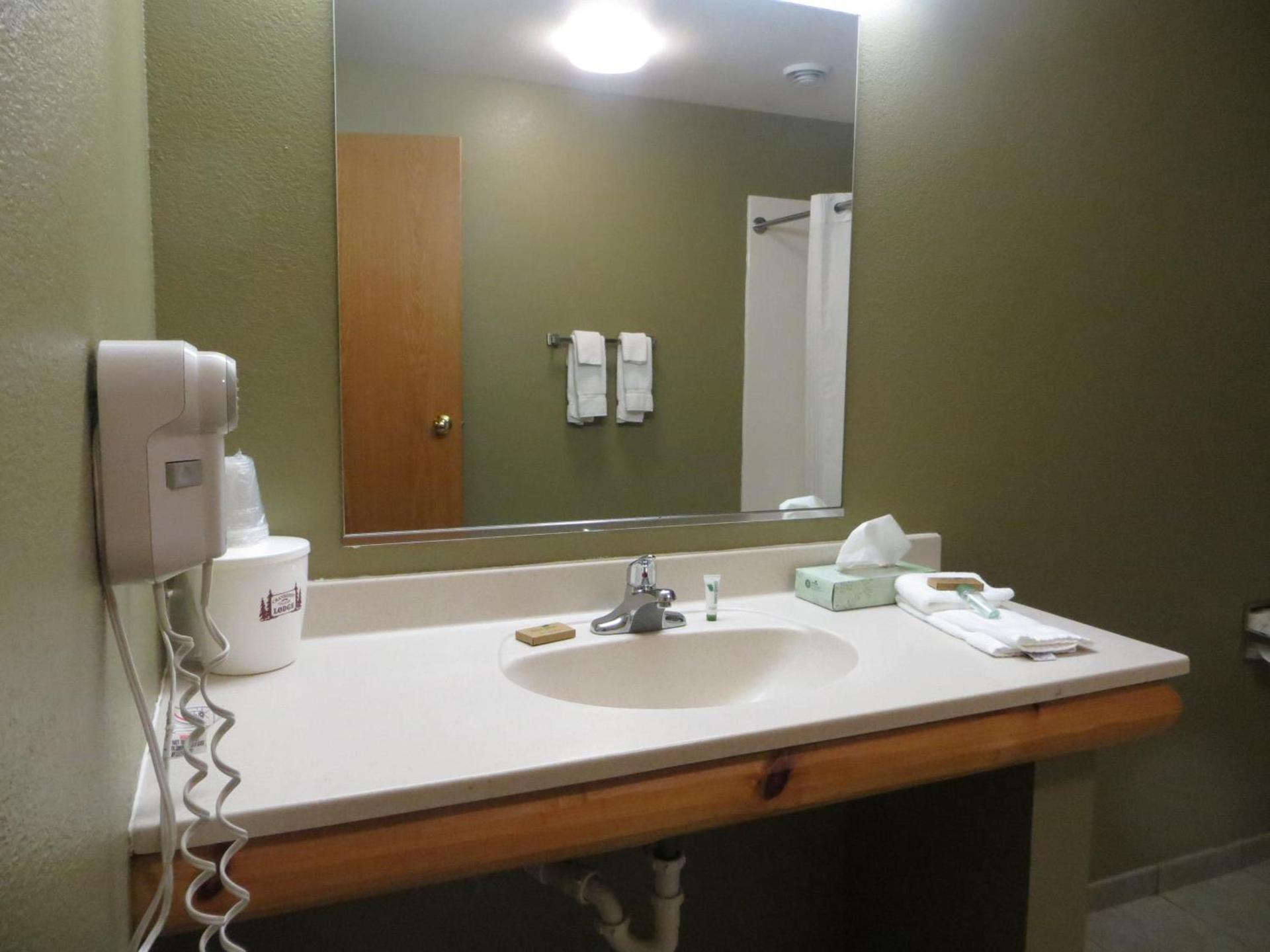Cranberry Country Lodge photo 7