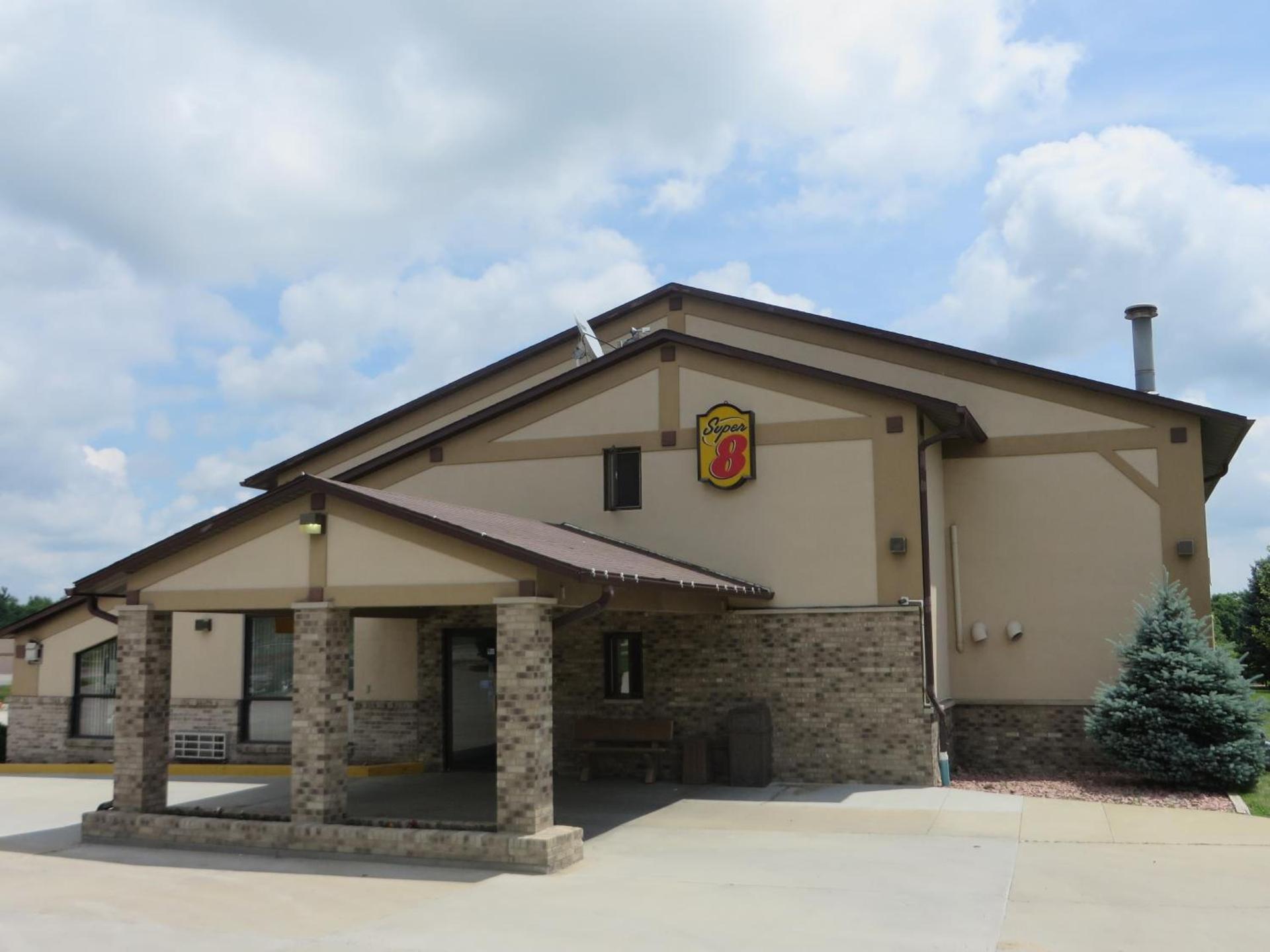 Super 8 by Wyndham Centerville photo 23