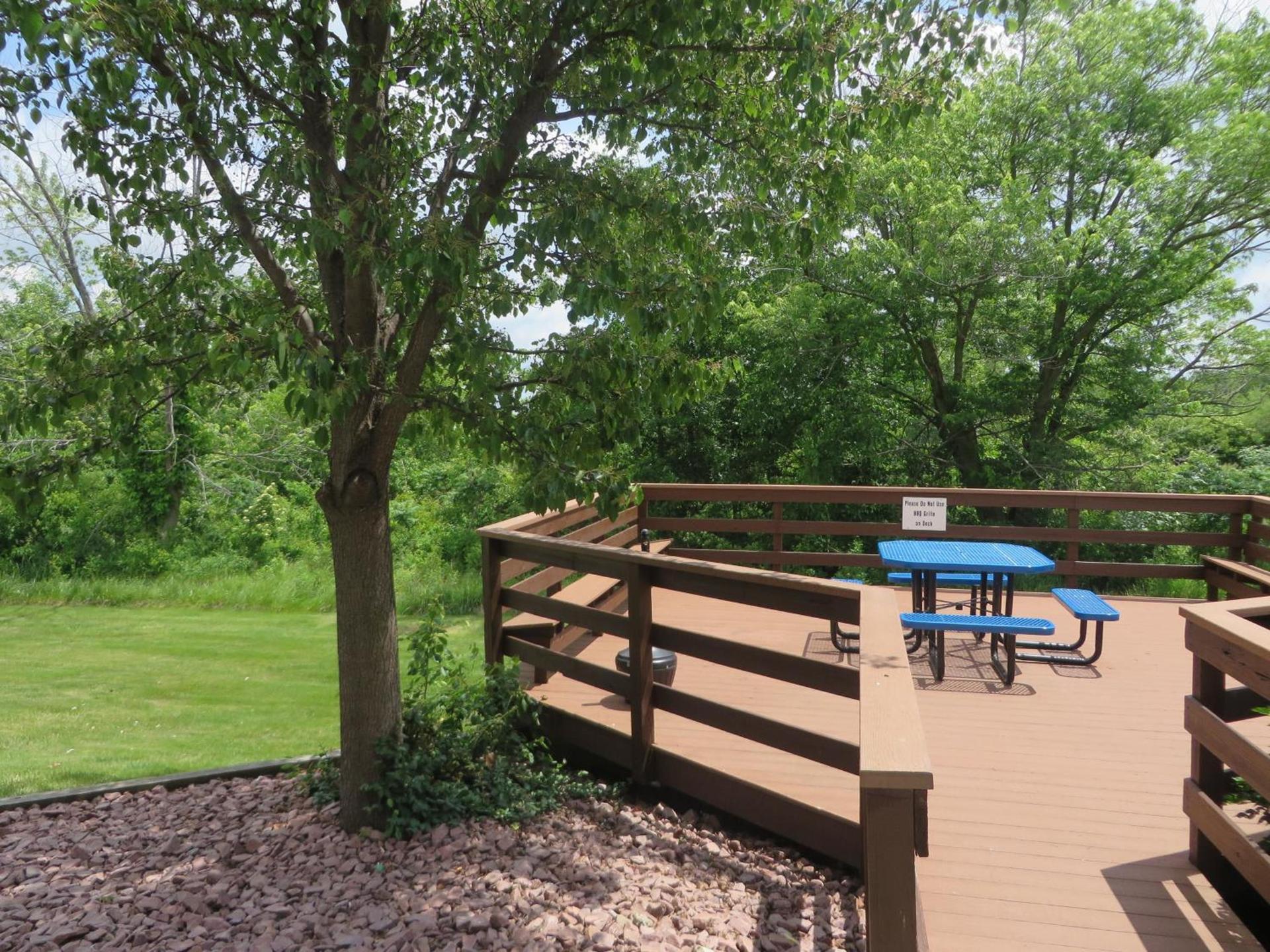 Super 8 by Wyndham Centerville photo 17