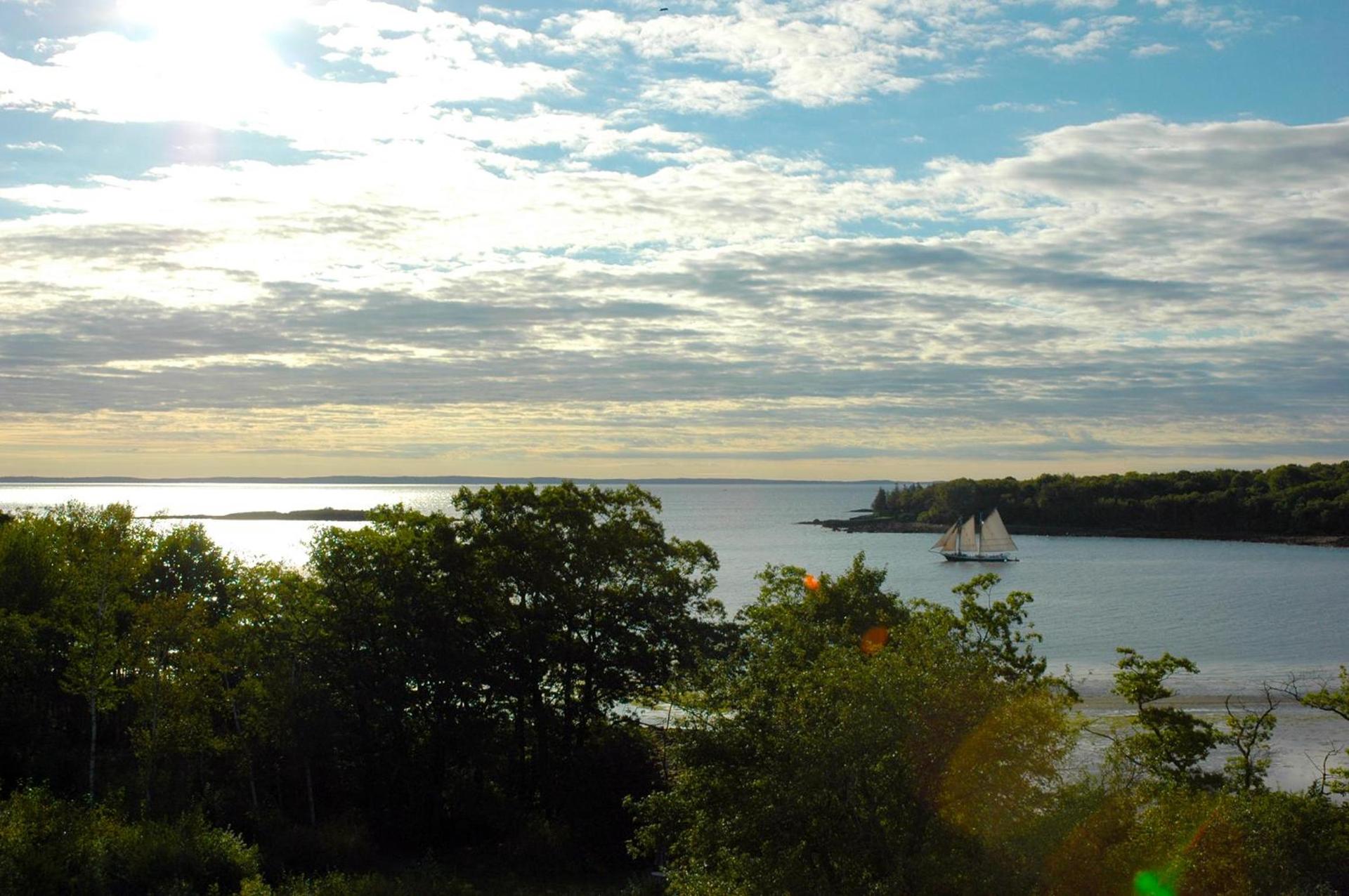 Ledges By the Bay photo 23