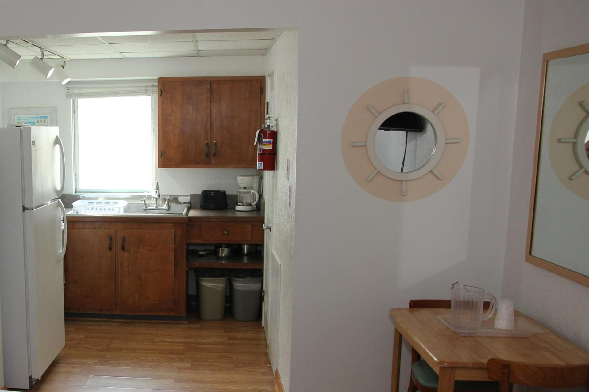 Pink Champagne Motel photo 30