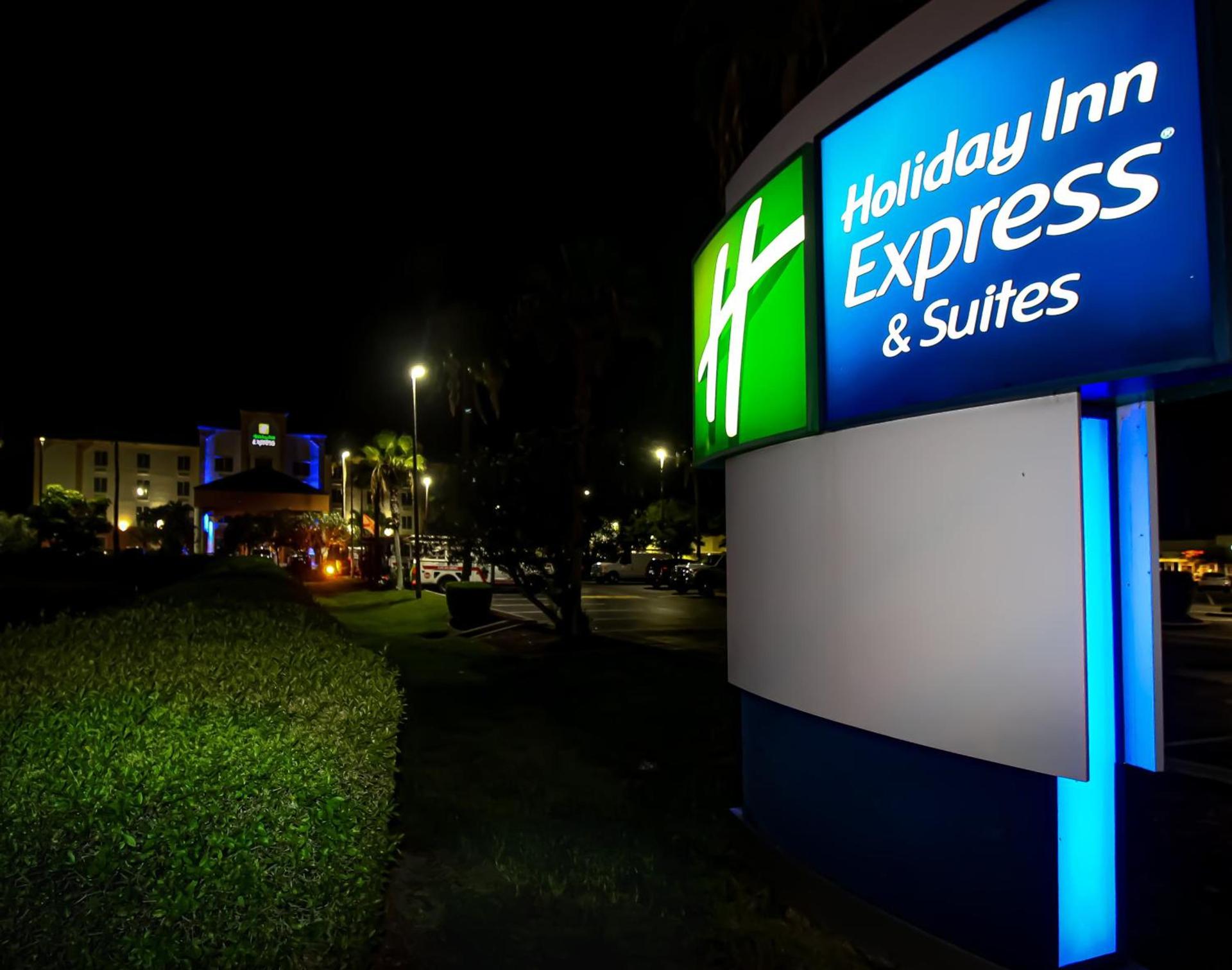 Holiday Inn Express Hotel & Suites Cocoa Beach by IHG photo 34
