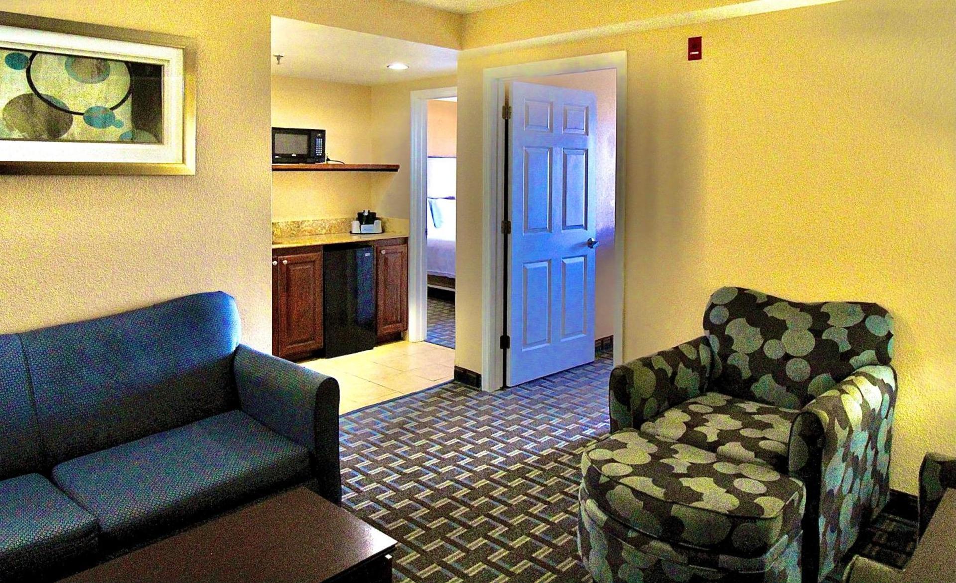 Holiday Inn Express Hotel & Suites Cocoa Beach by IHG photo 24