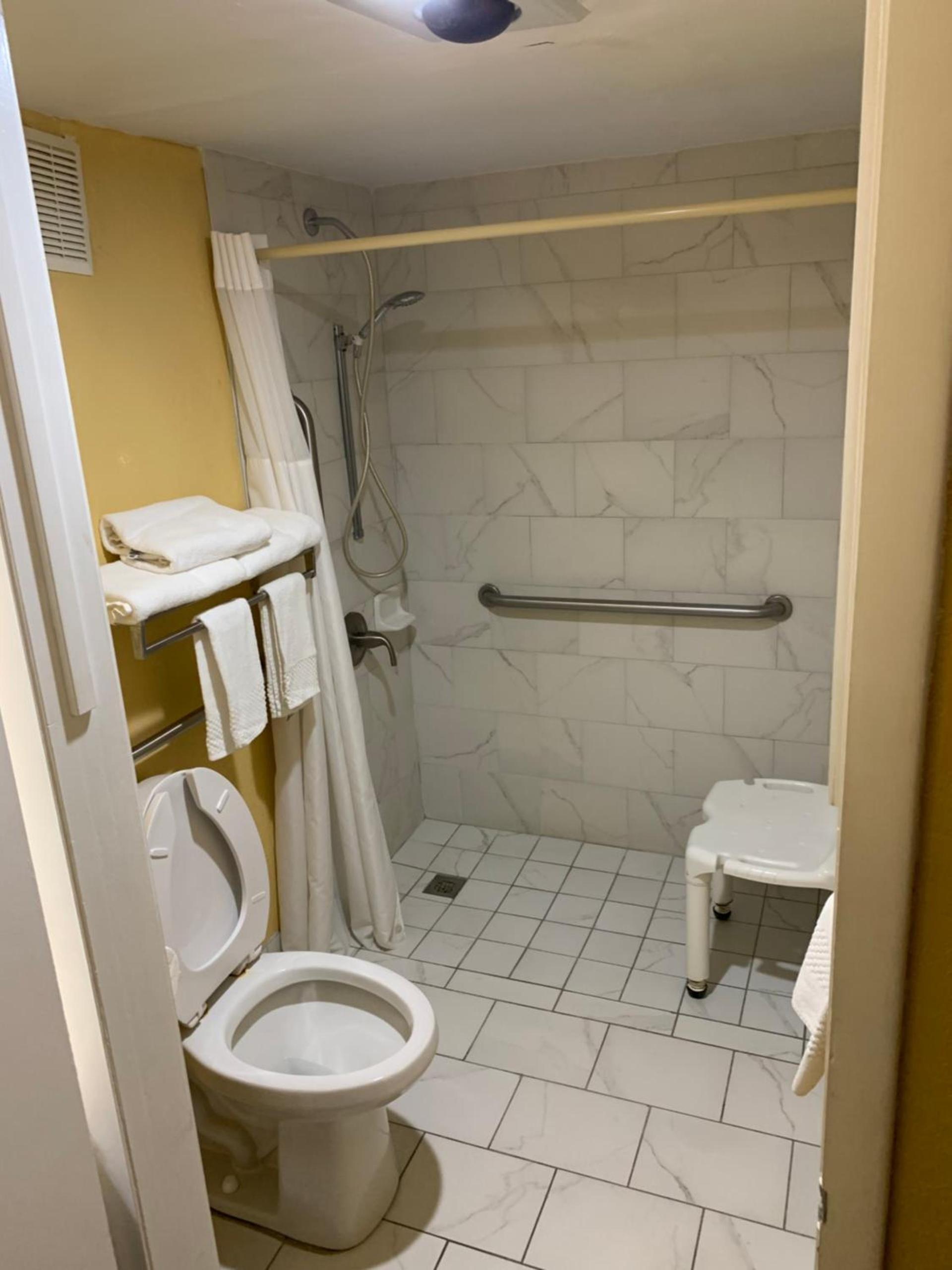 Quality Inn Gainesville near University photo 34