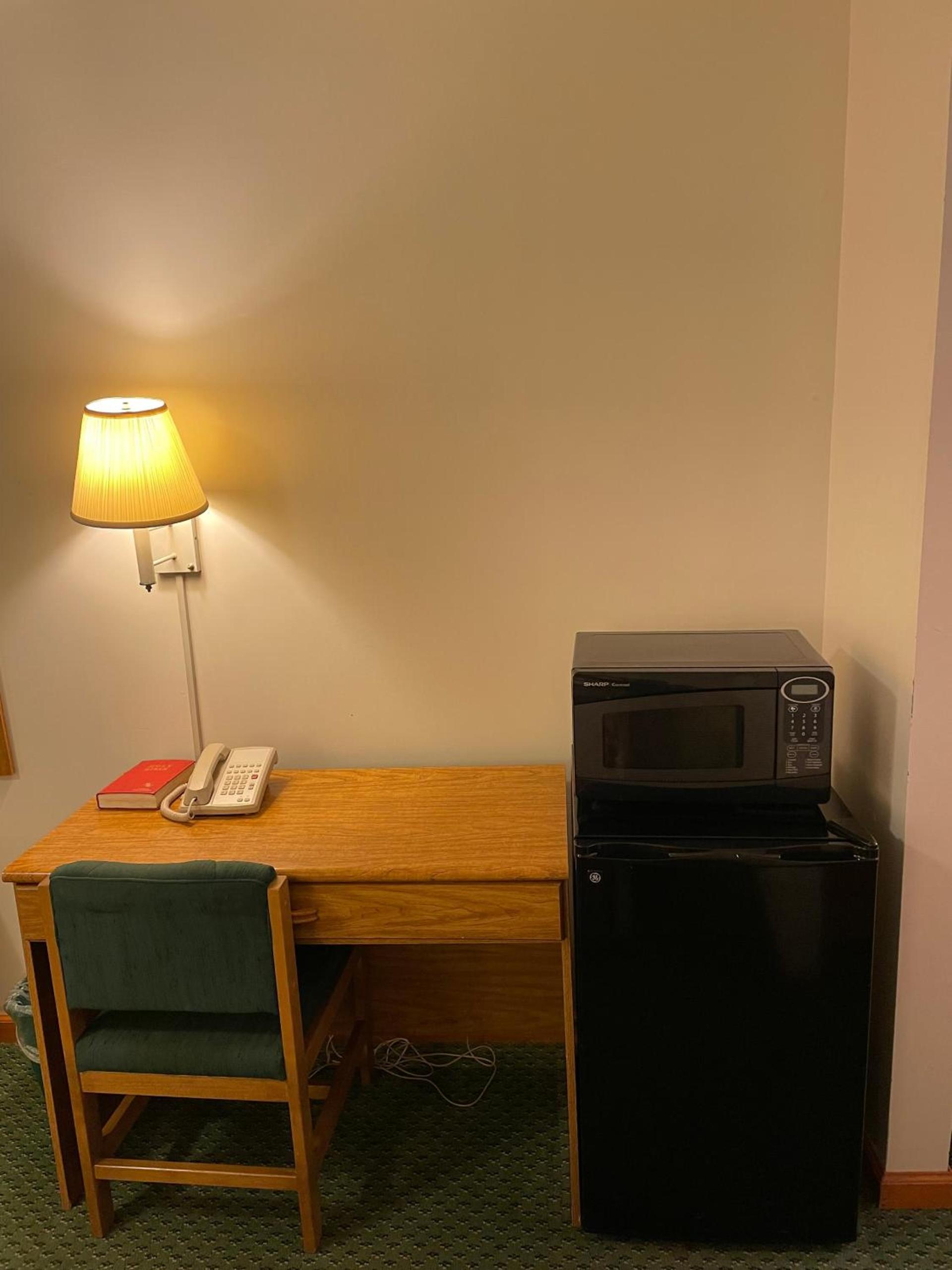 PINE VALLEY MOTEL photo 3