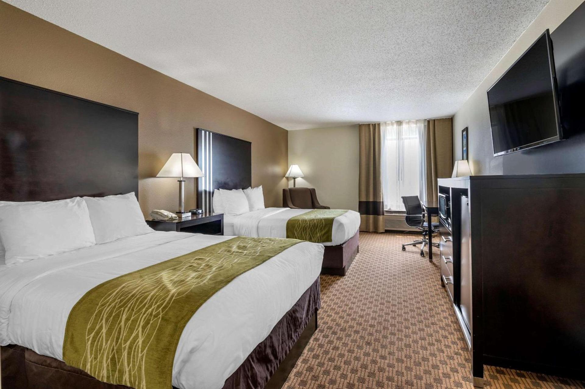 Comfort Inn Indianapolis East photo 9