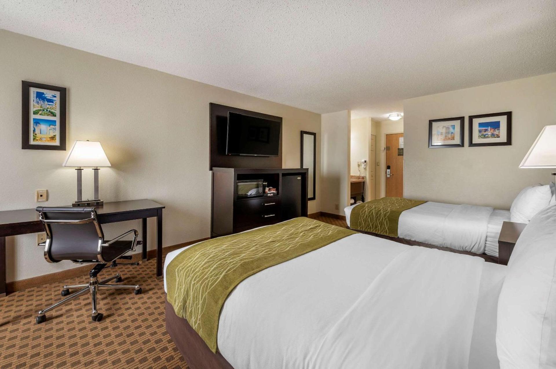 Comfort Inn Indianapolis East photo 10