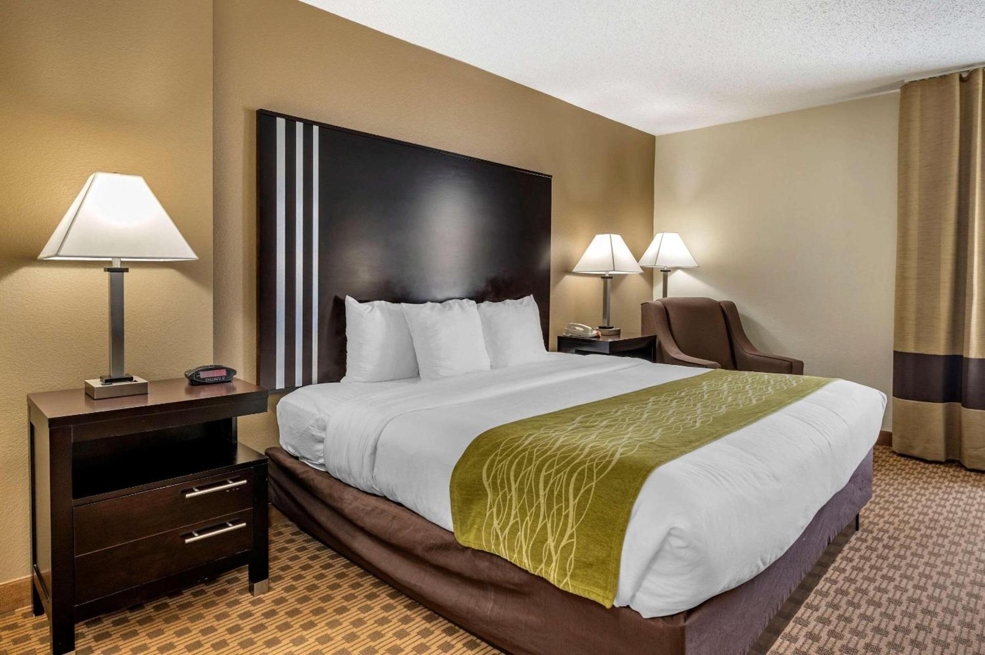 Comfort Inn Indianapolis East photo 11