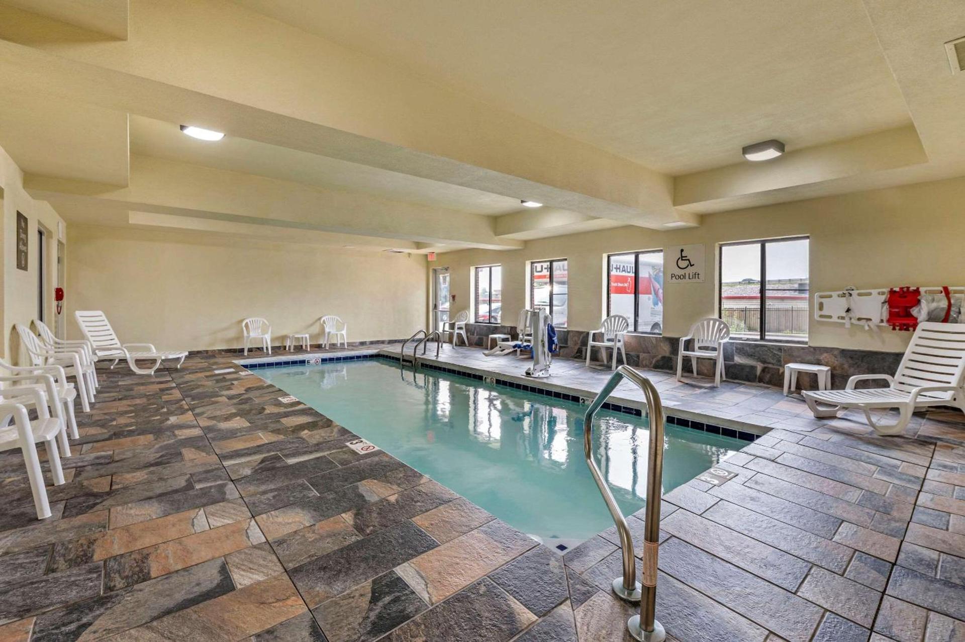 Comfort Inn Indianapolis East photo 18