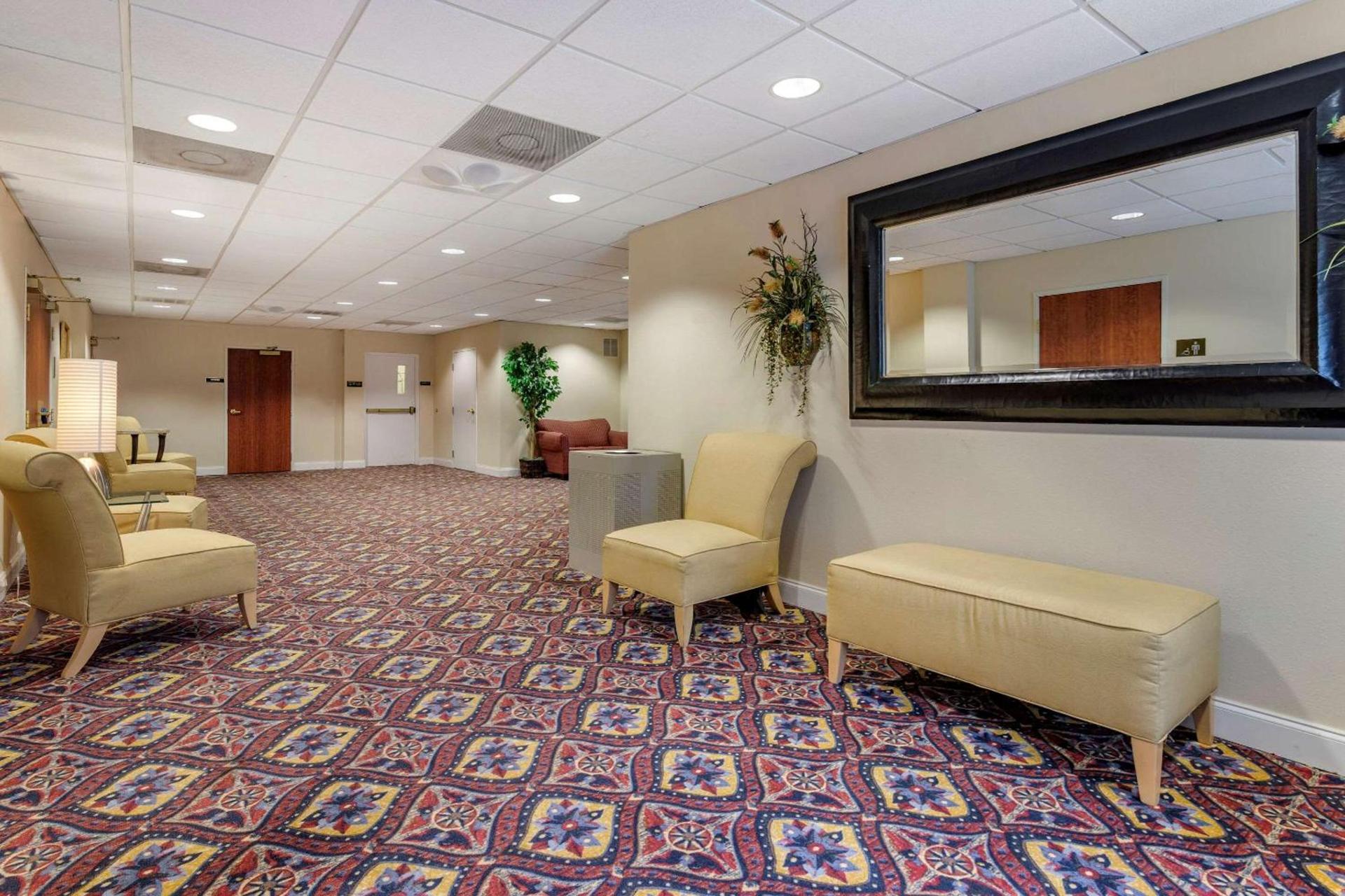 Comfort Inn & Suites Statesboro - University Area photo 6