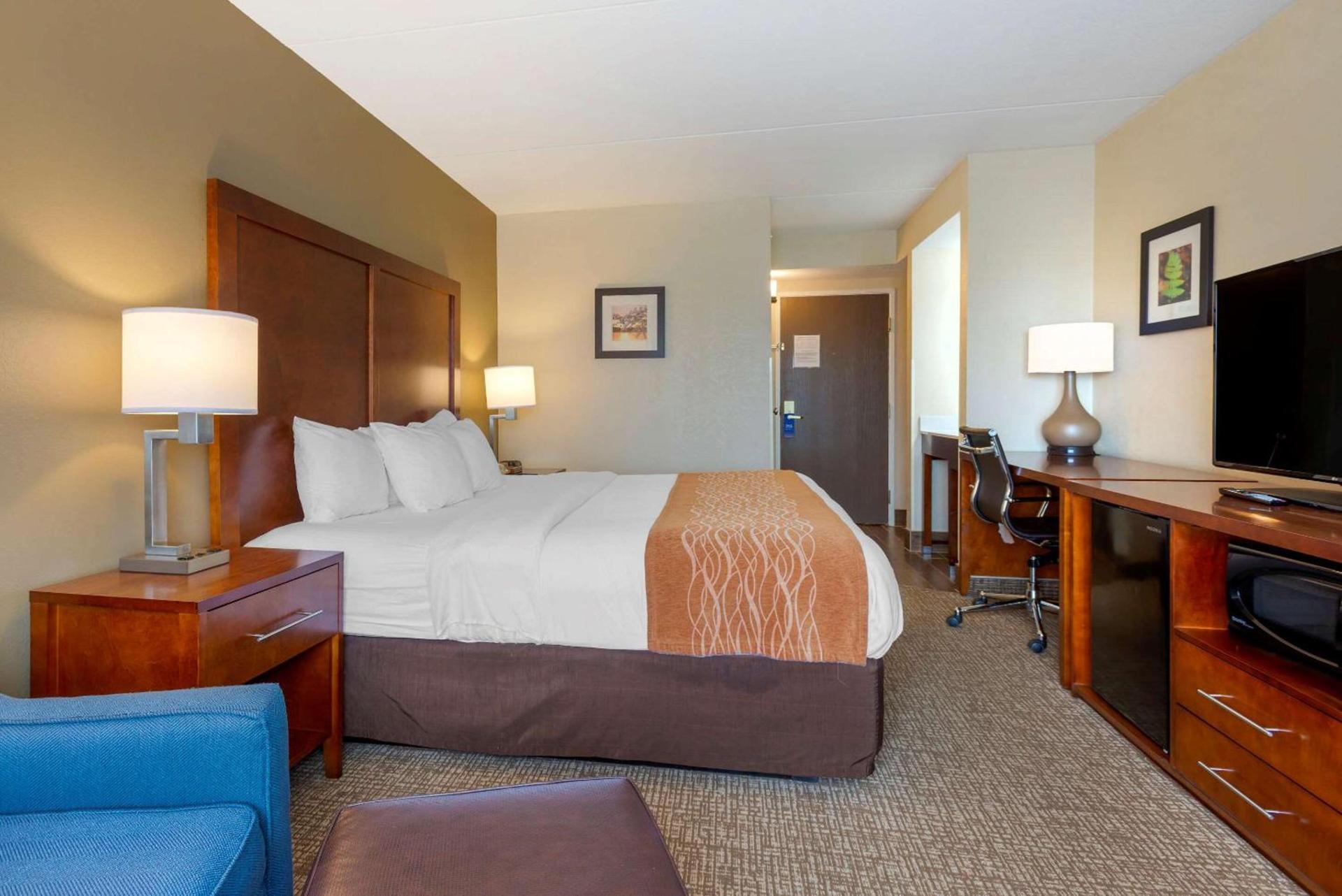 Comfort Inn & Suites Wilkes Barre - Arena photo 10